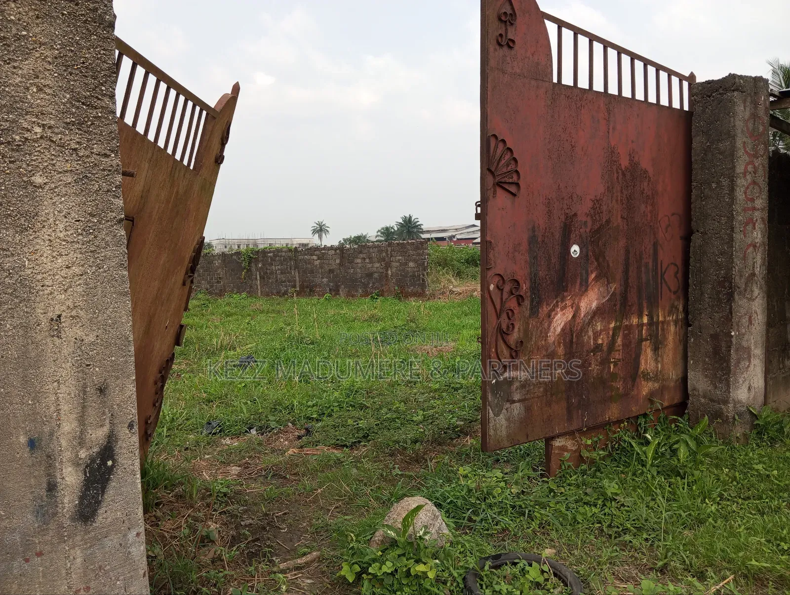 For Sale: 5 Plots of Land at G.U.Aker , Eliozu ,Ph