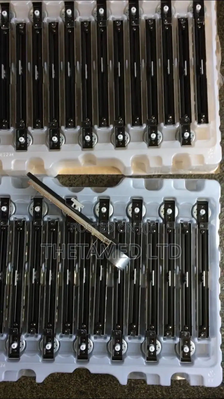 Qu 32, Qu-24, Qu-16 Motorized Faders With Anti Dust Film