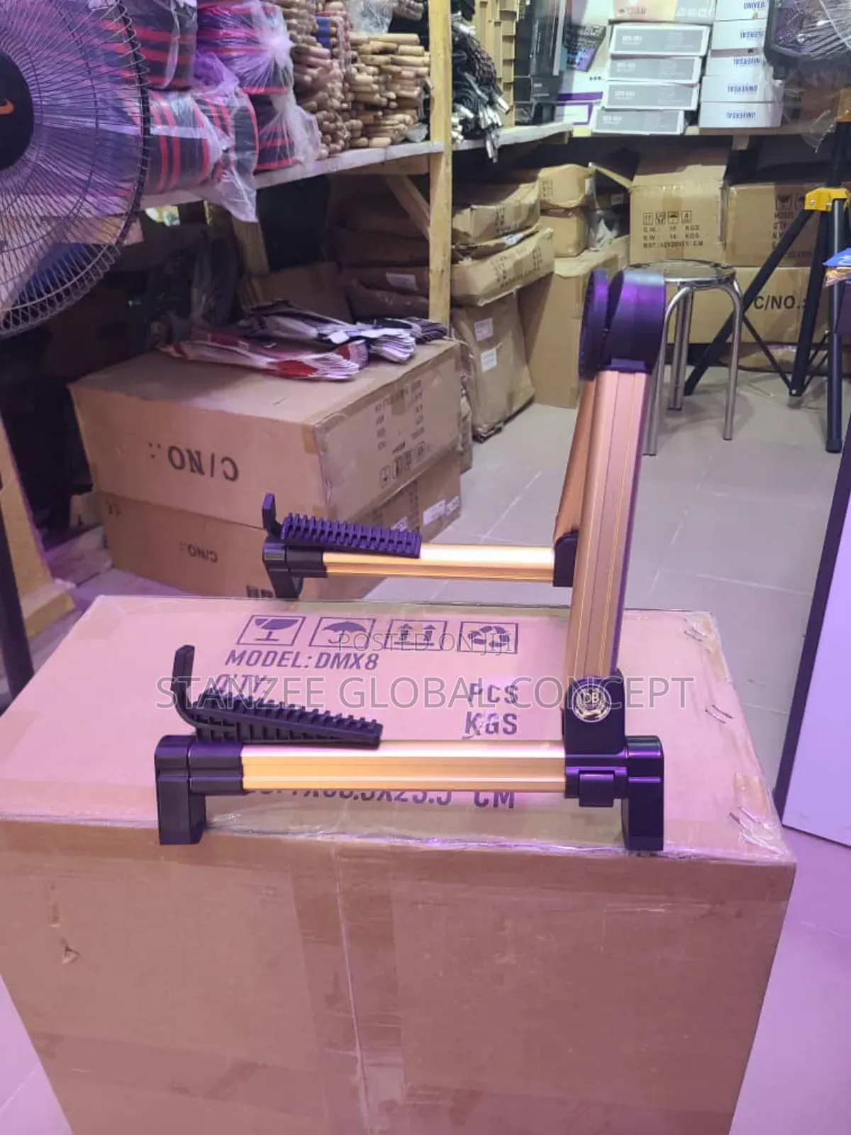 Drummer Boss Quality Guitar Stand
