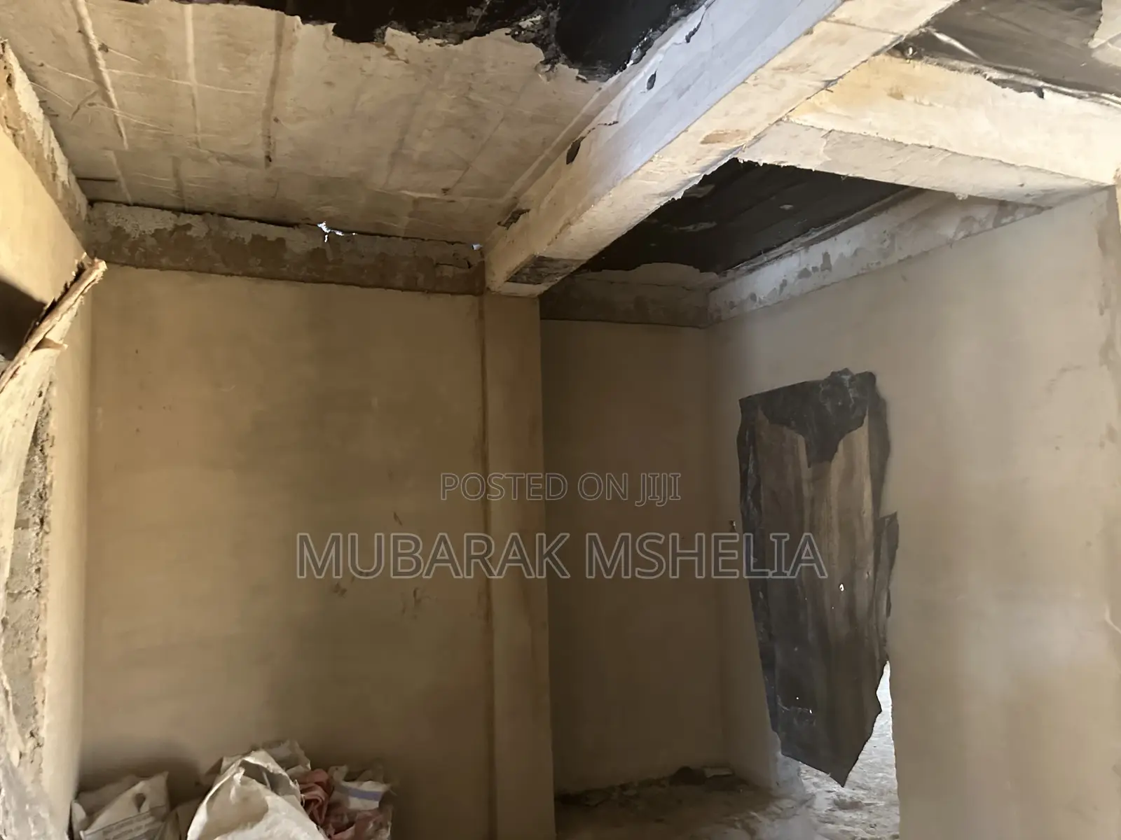 3bdrm Block of Flats in Idu Industrial for sale