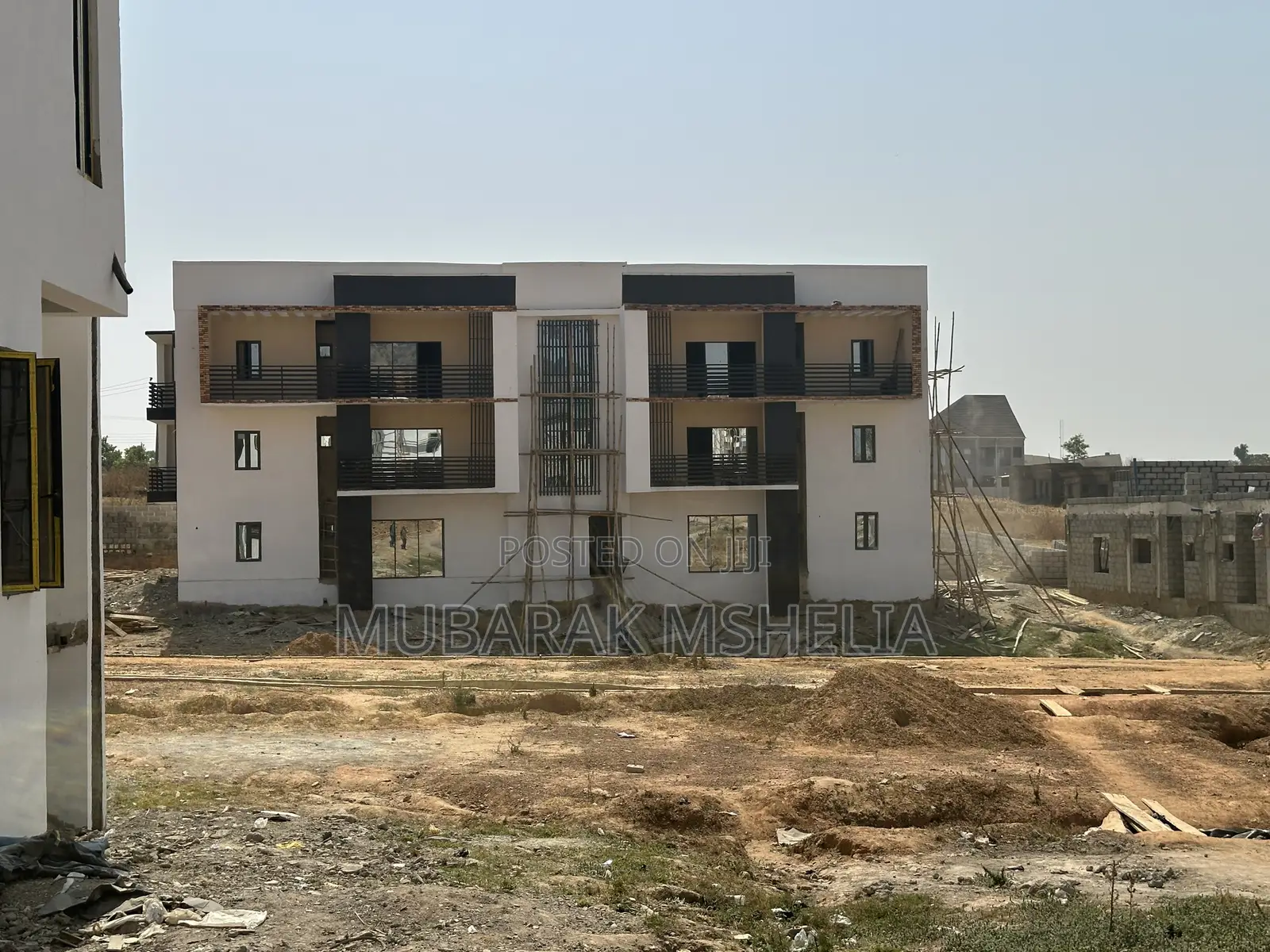 3bdrm Block of Flats in Idu Industrial for sale
