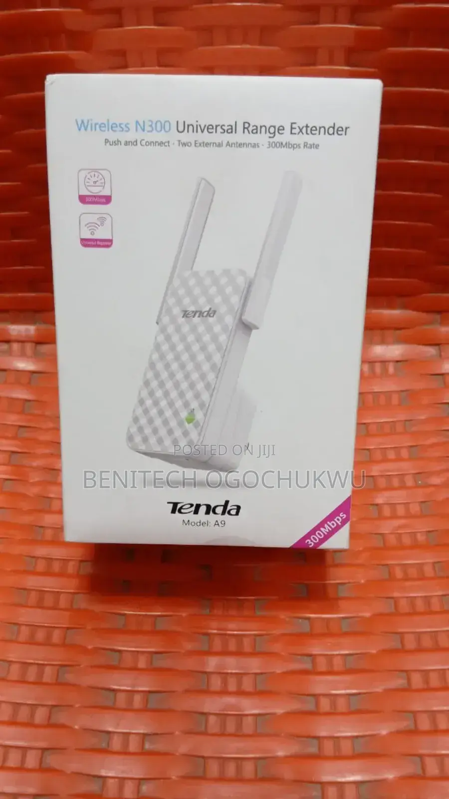 Tenda A9 Wireless N300 Universal Range Extender 300mbps