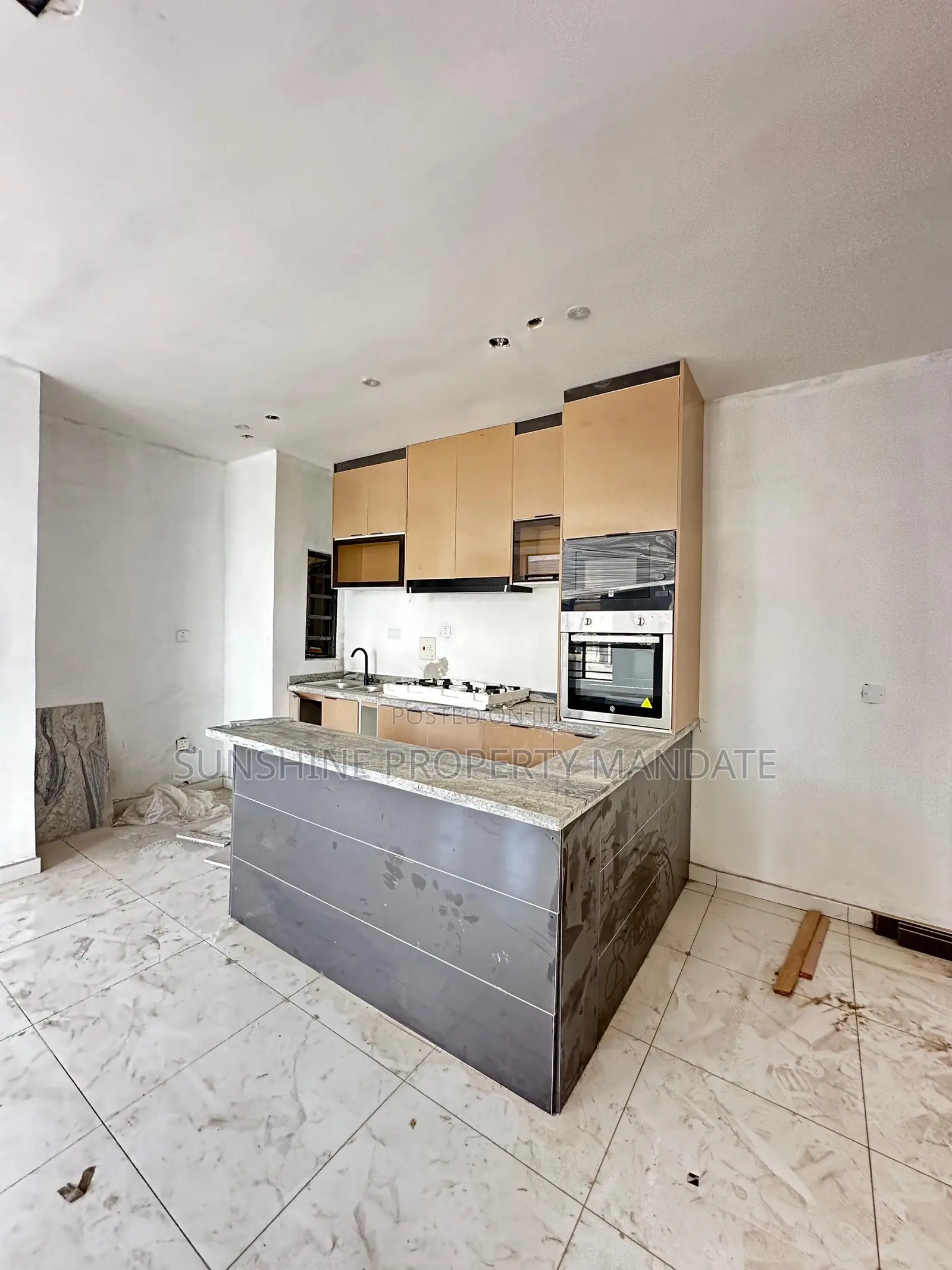 2bdrm Block of Flats in Ikate for sale