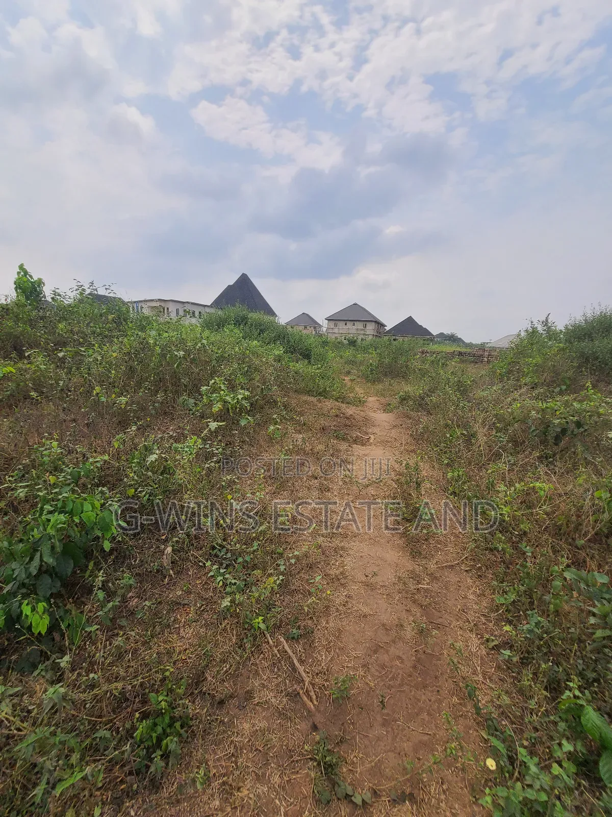 Sweet 100x100ft Land for Sale