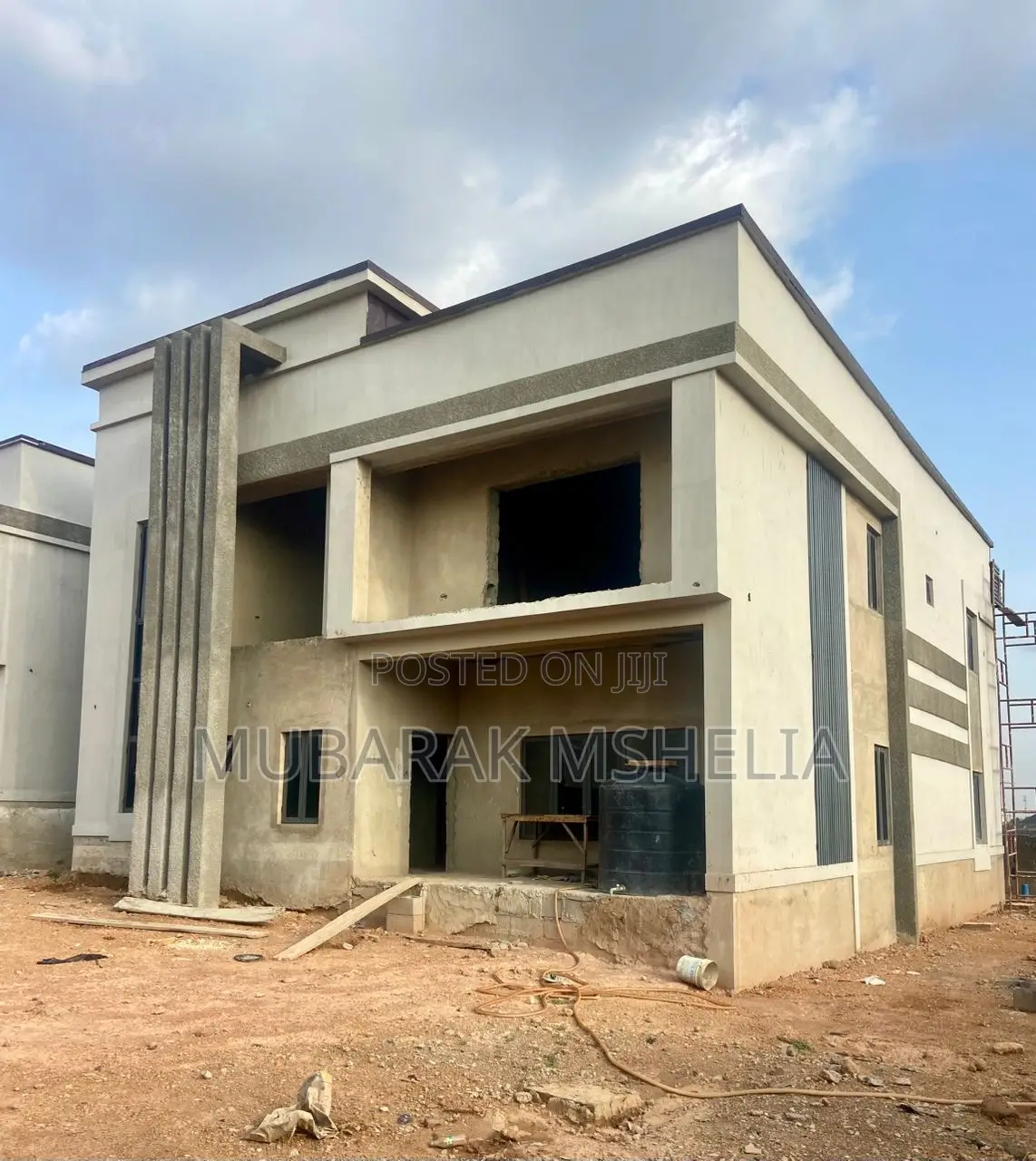 4bdrm Duplex in Kado for sale