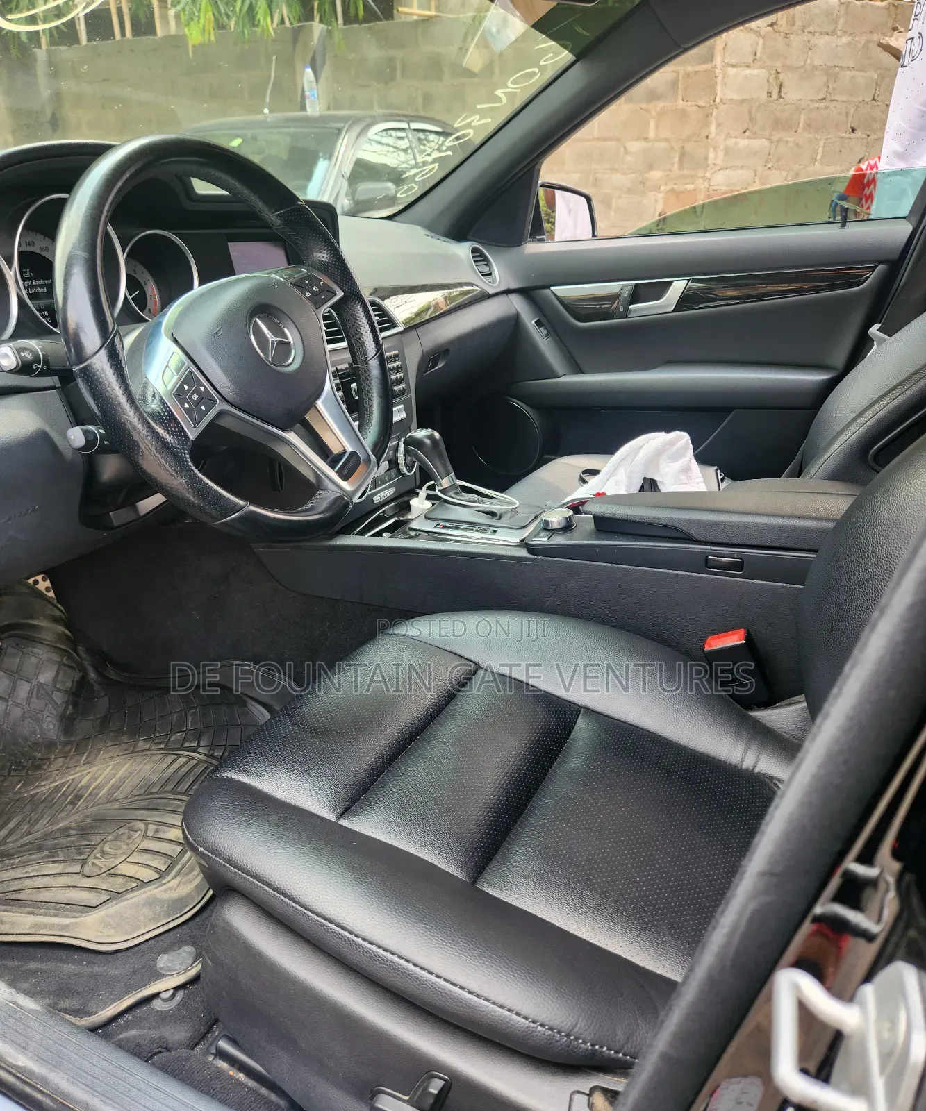 Mercedes-Benz C300 2013 Black