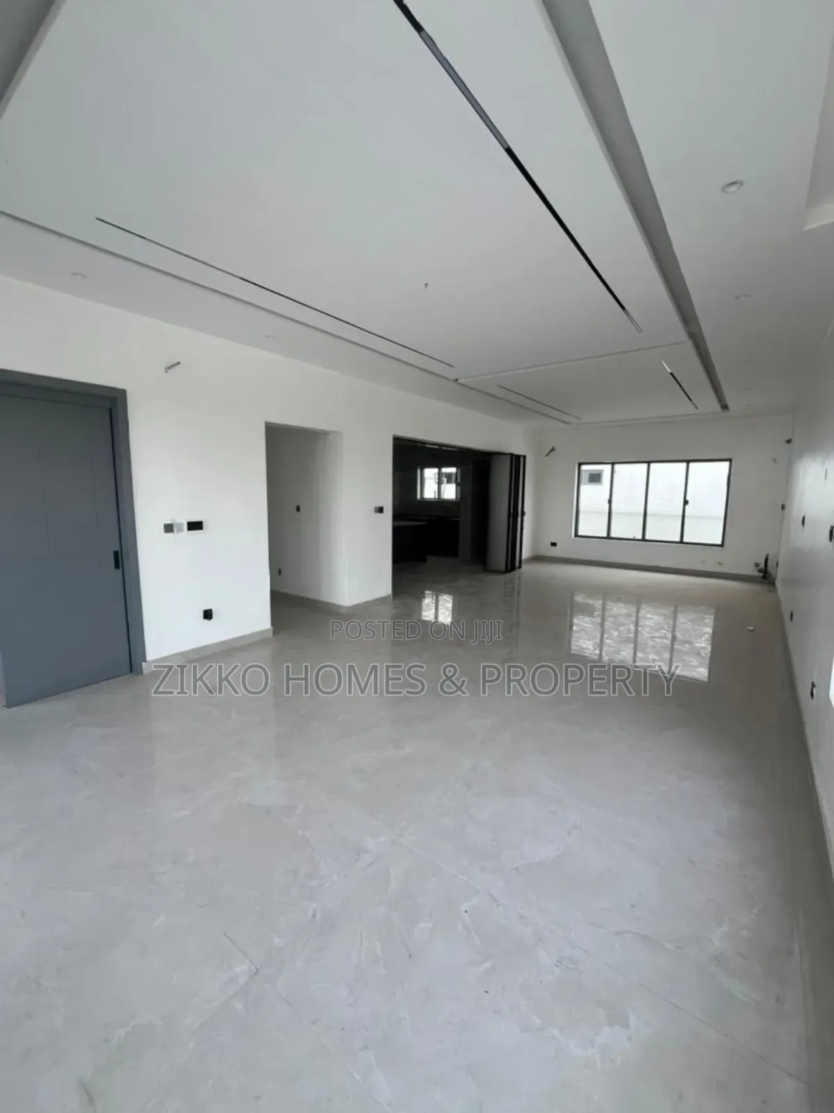 5bdrm Duplex in Royal Gardens Estate, Ajah for sale