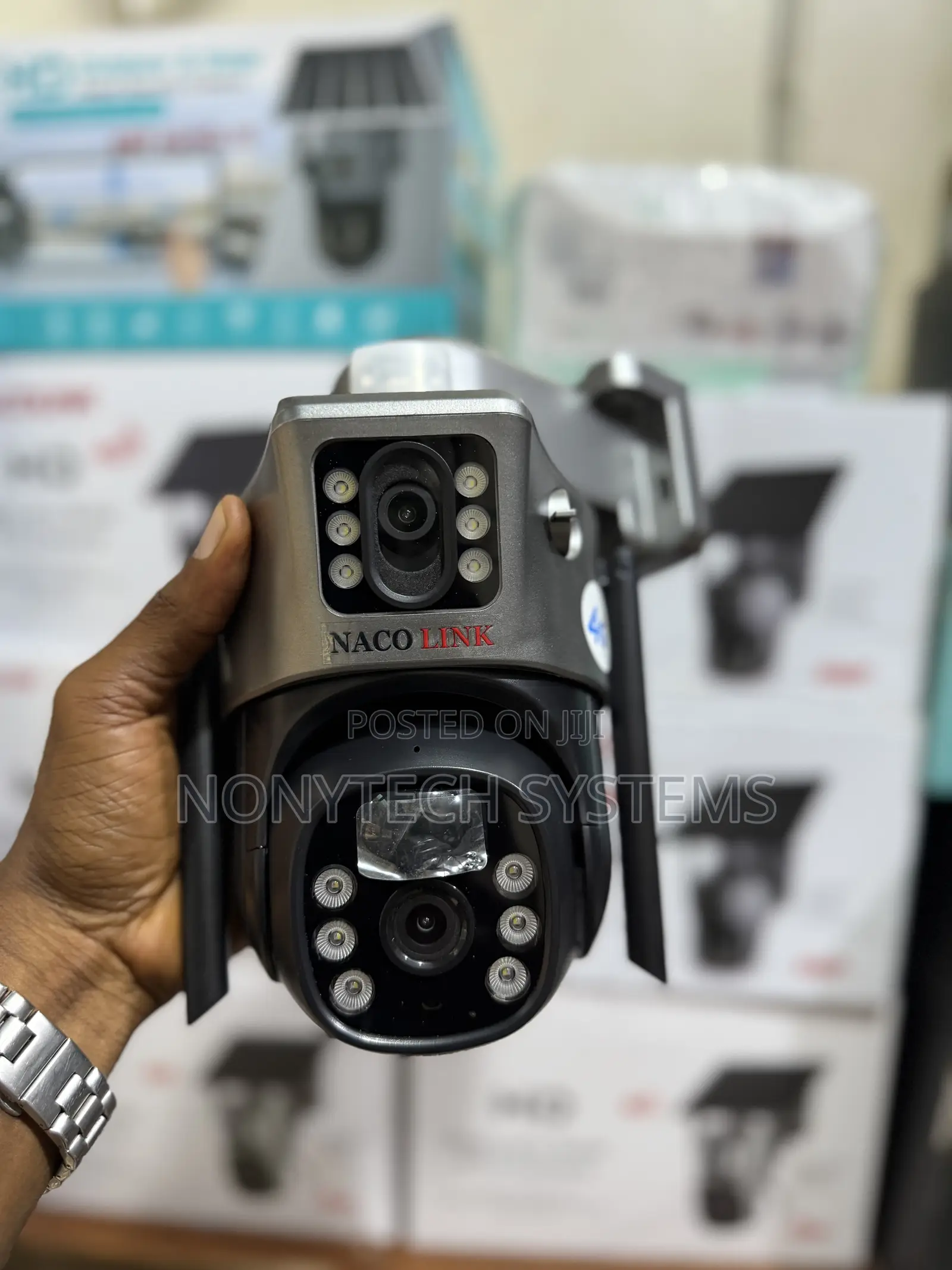 V380 Pro Solar PTZ Dual Lens Camera
