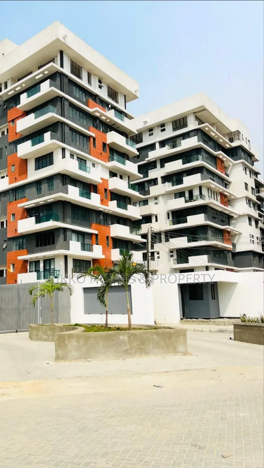 3bdrm Maisonette in Lekki for sale