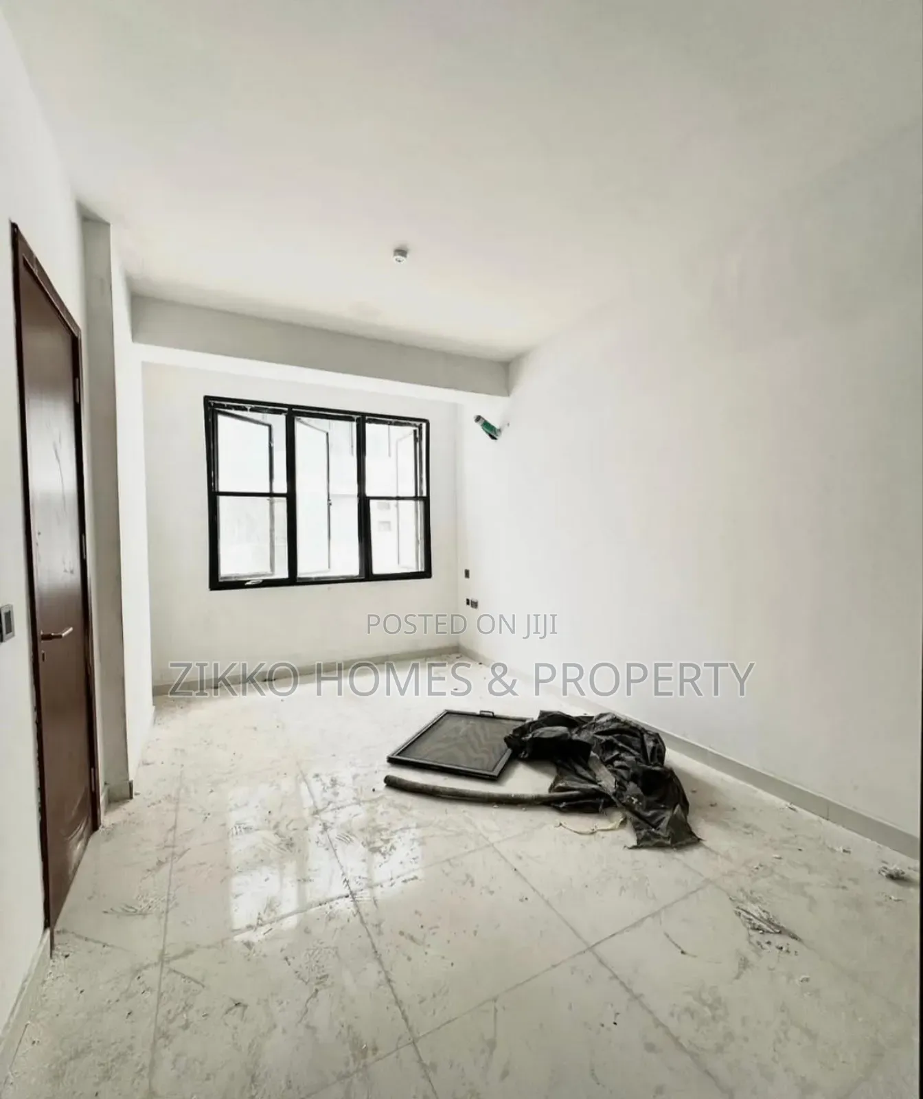 3bdrm Maisonette in Lekki for sale