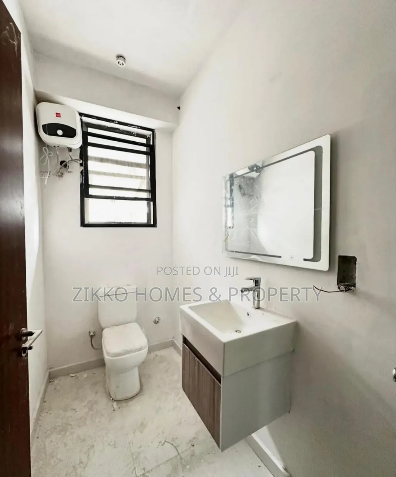 3bdrm Maisonette in Lekki for sale
