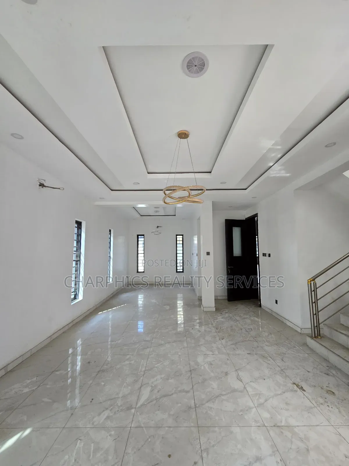 4bdrm Duplex in Ikeja for sale