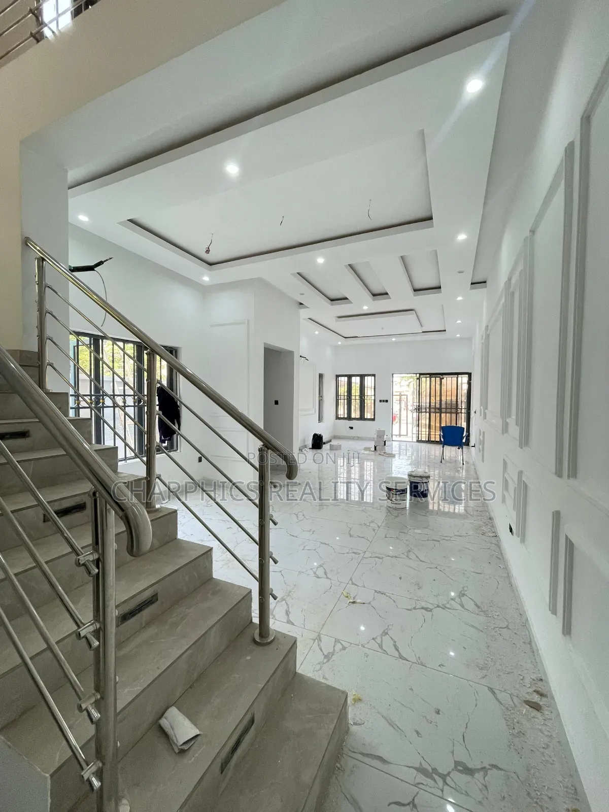 4bdrm Duplex in Anthony Village for sale