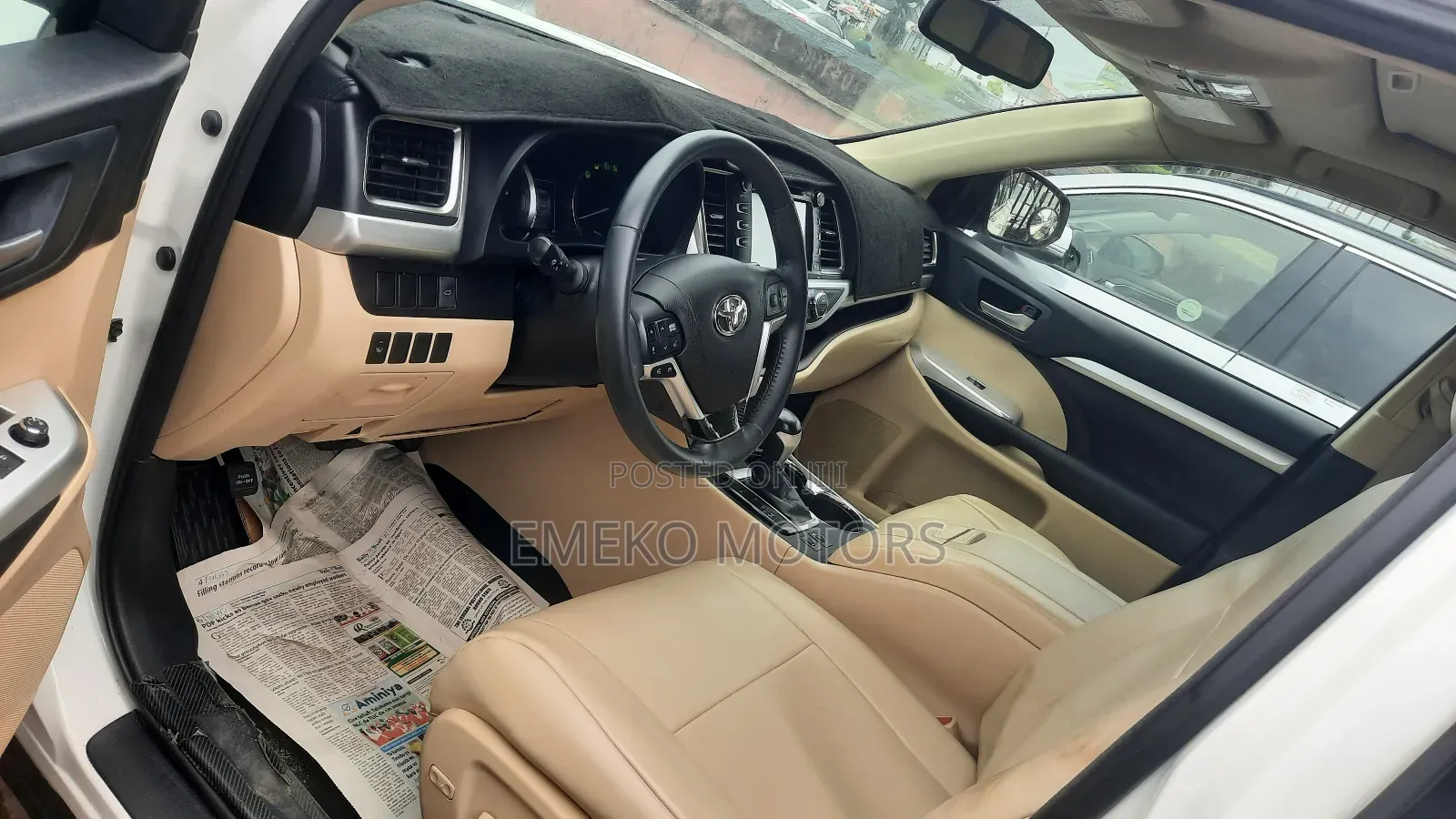 Toyota Highlander XLE V6 4x4 (3.5L 6cyl 6A) 2016 White