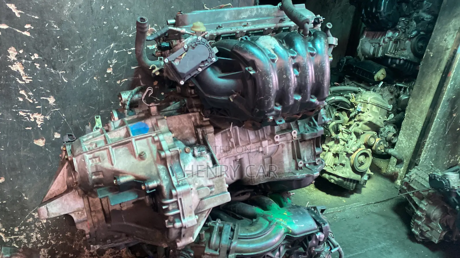 Complete Engine and Gearbox 2AZ 13pin