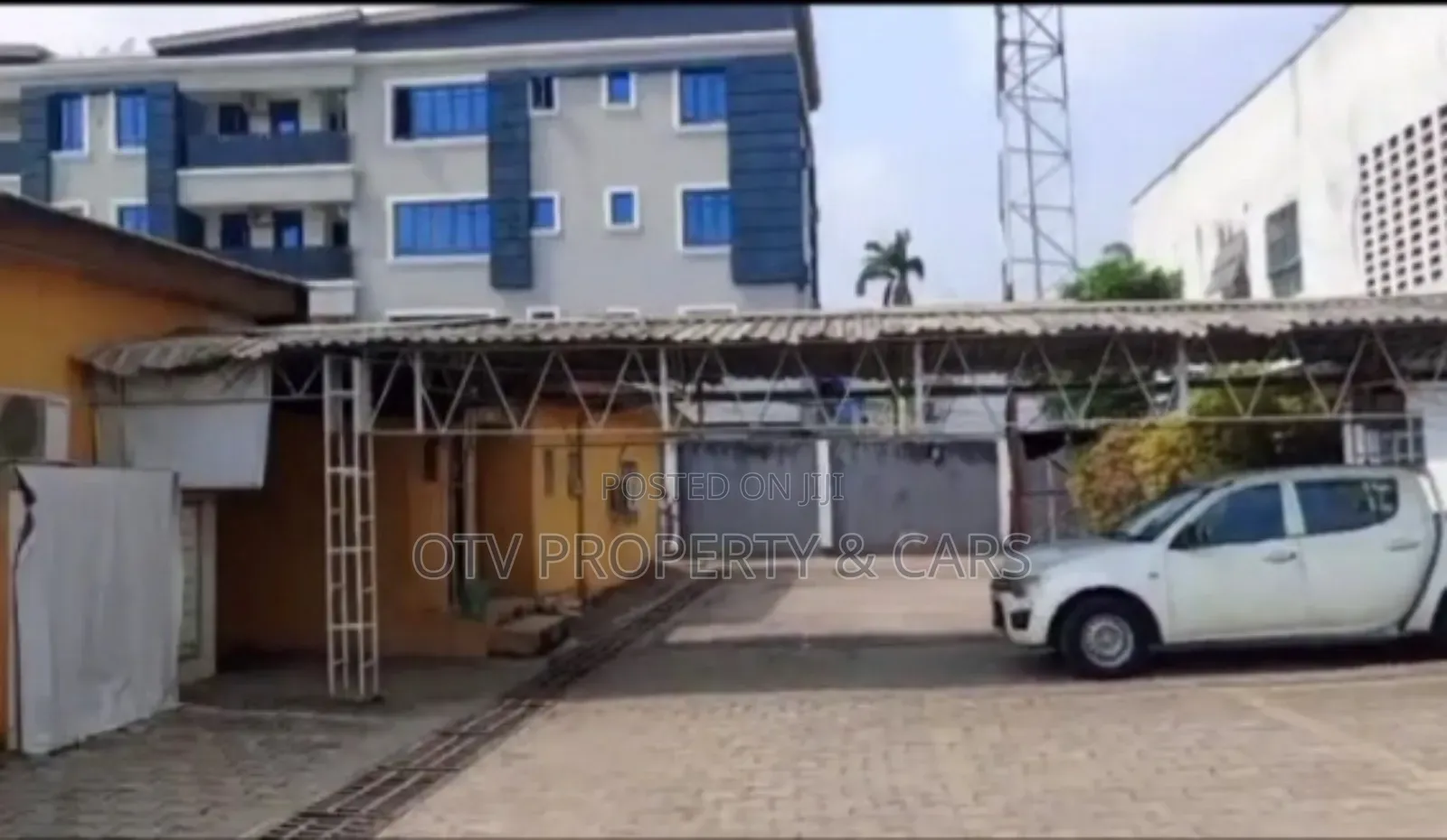 4bdrm Bungalow in Ikeja GRA for sale