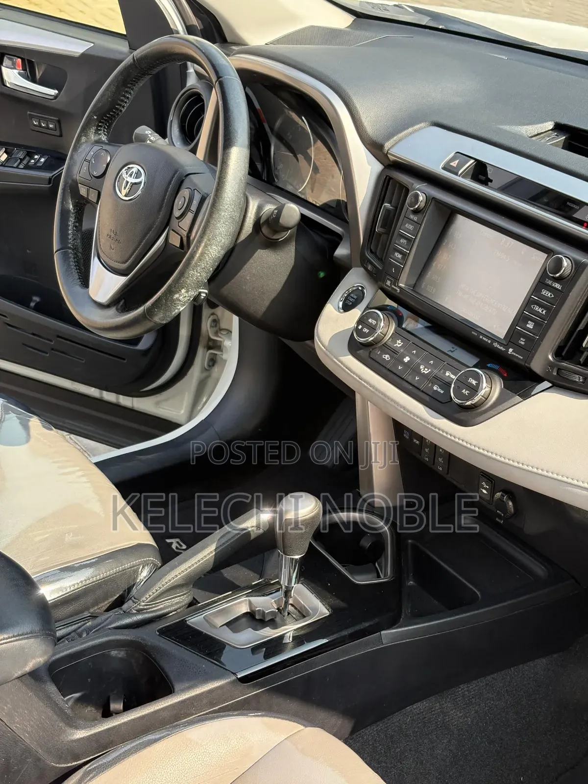 Toyota RAV4 Limited AWD (2.5L 4cyl 6A) 2017 White