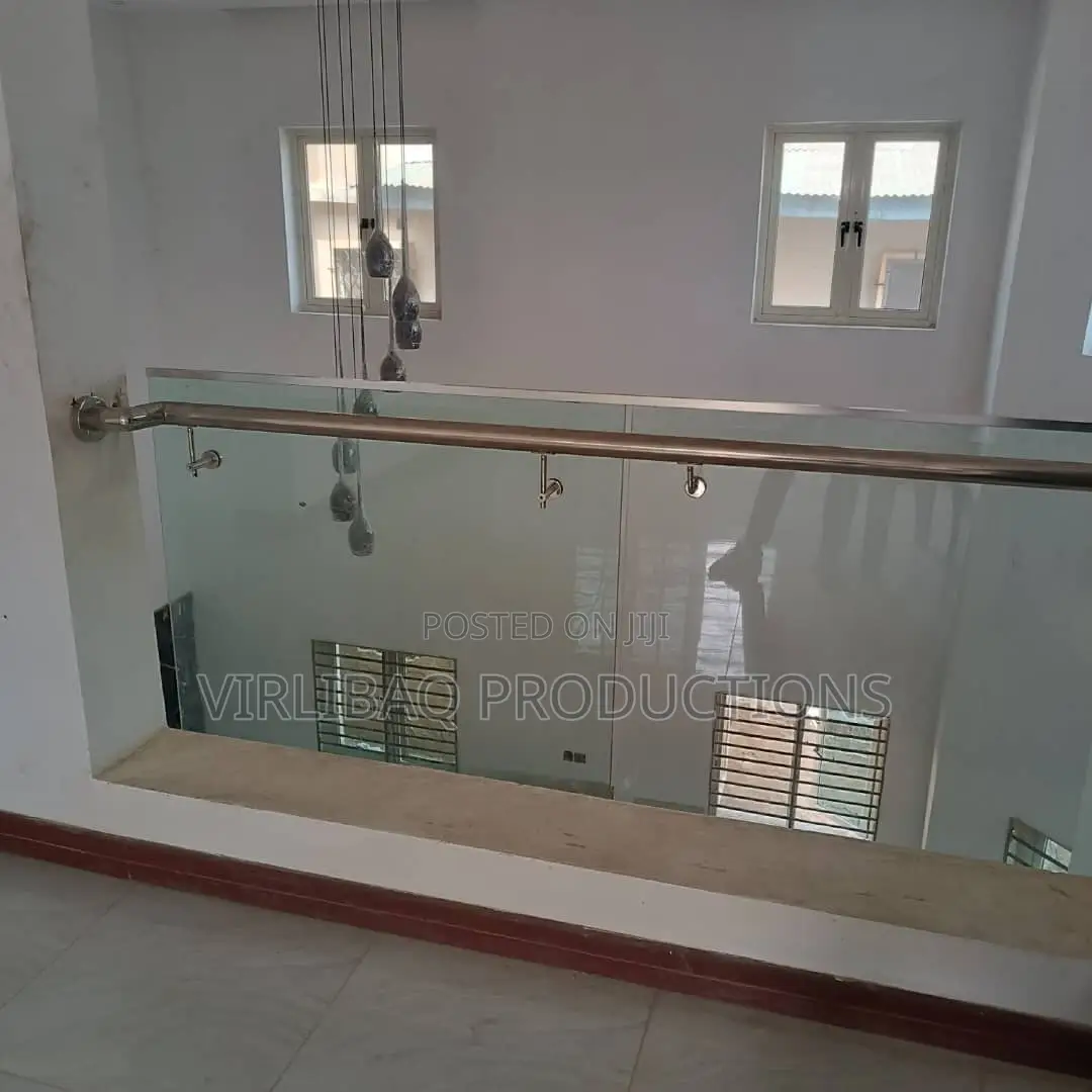 Frameless Glass Railings for Your Homes and Offices