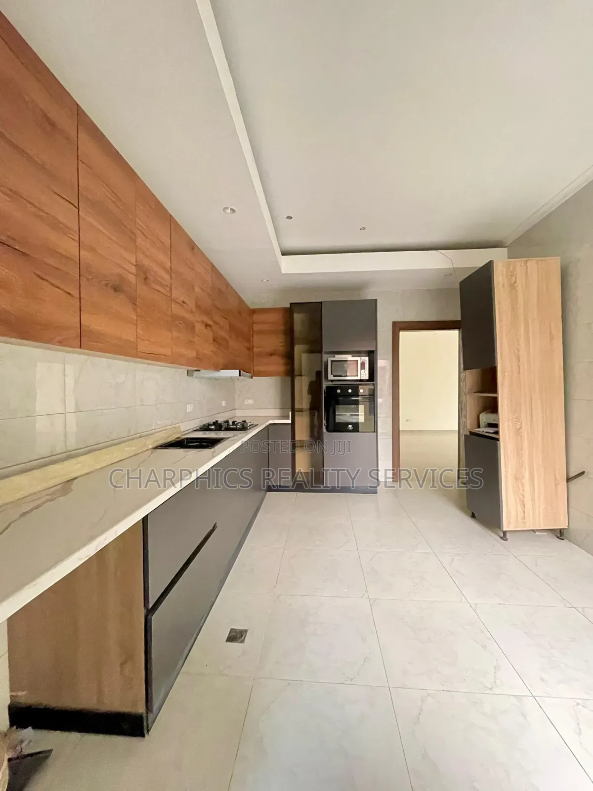 3bdrm Apartment in Victoria Island for sale