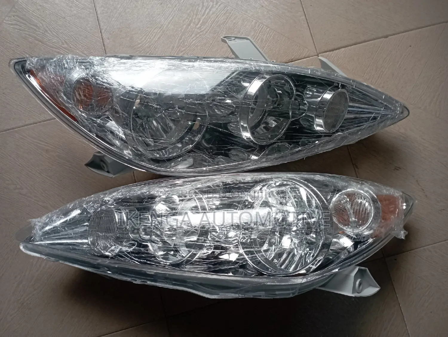 Headlamp Toyota Camry 2005 -06 Model