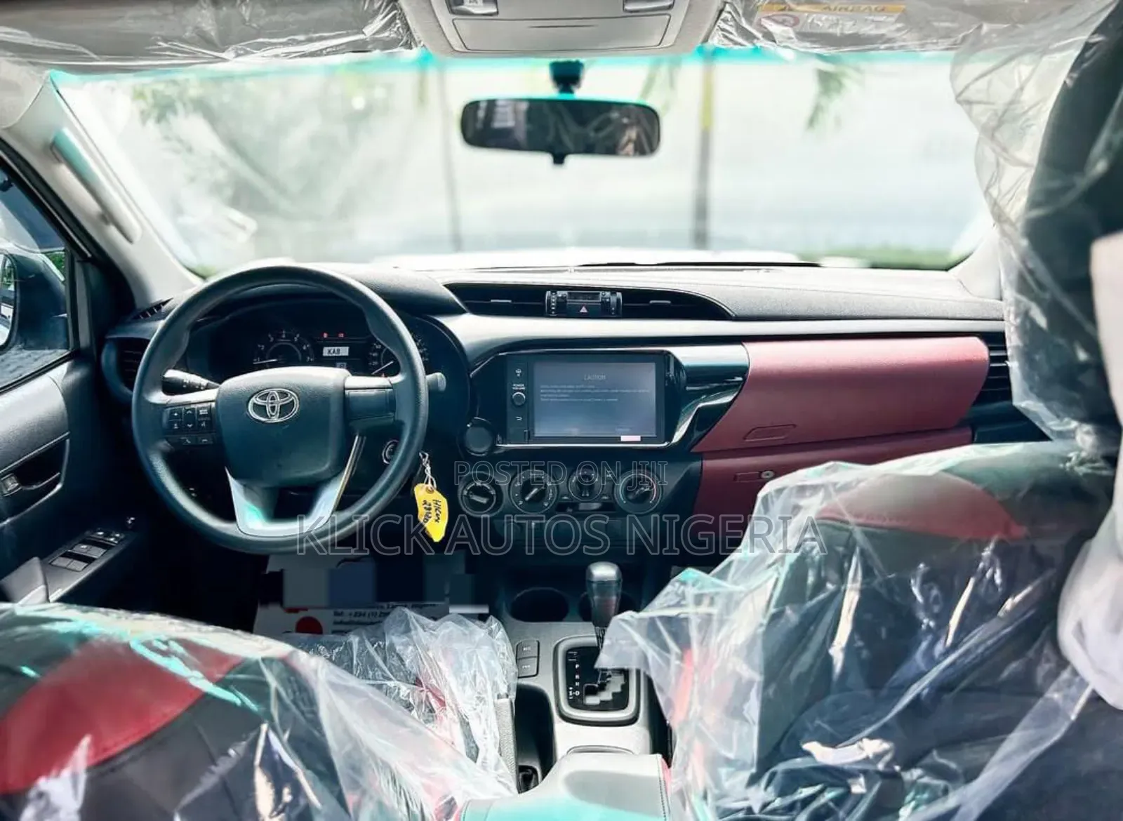 New Toyota Hilux 2024 White