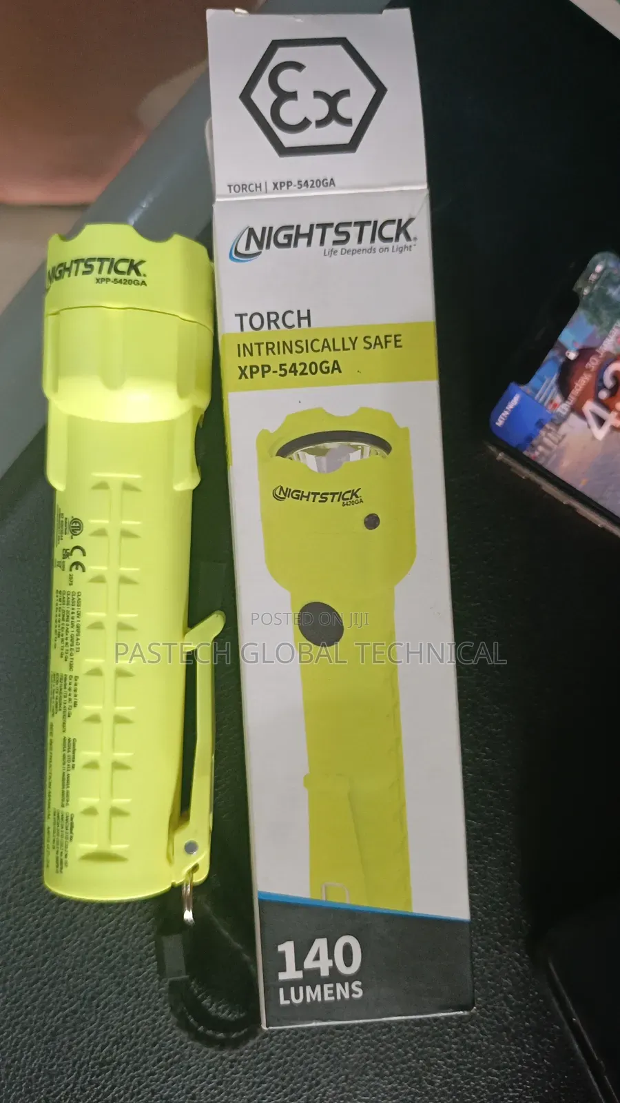 Nightstick XPP-5420G Intrinsically Safe Flashlight
