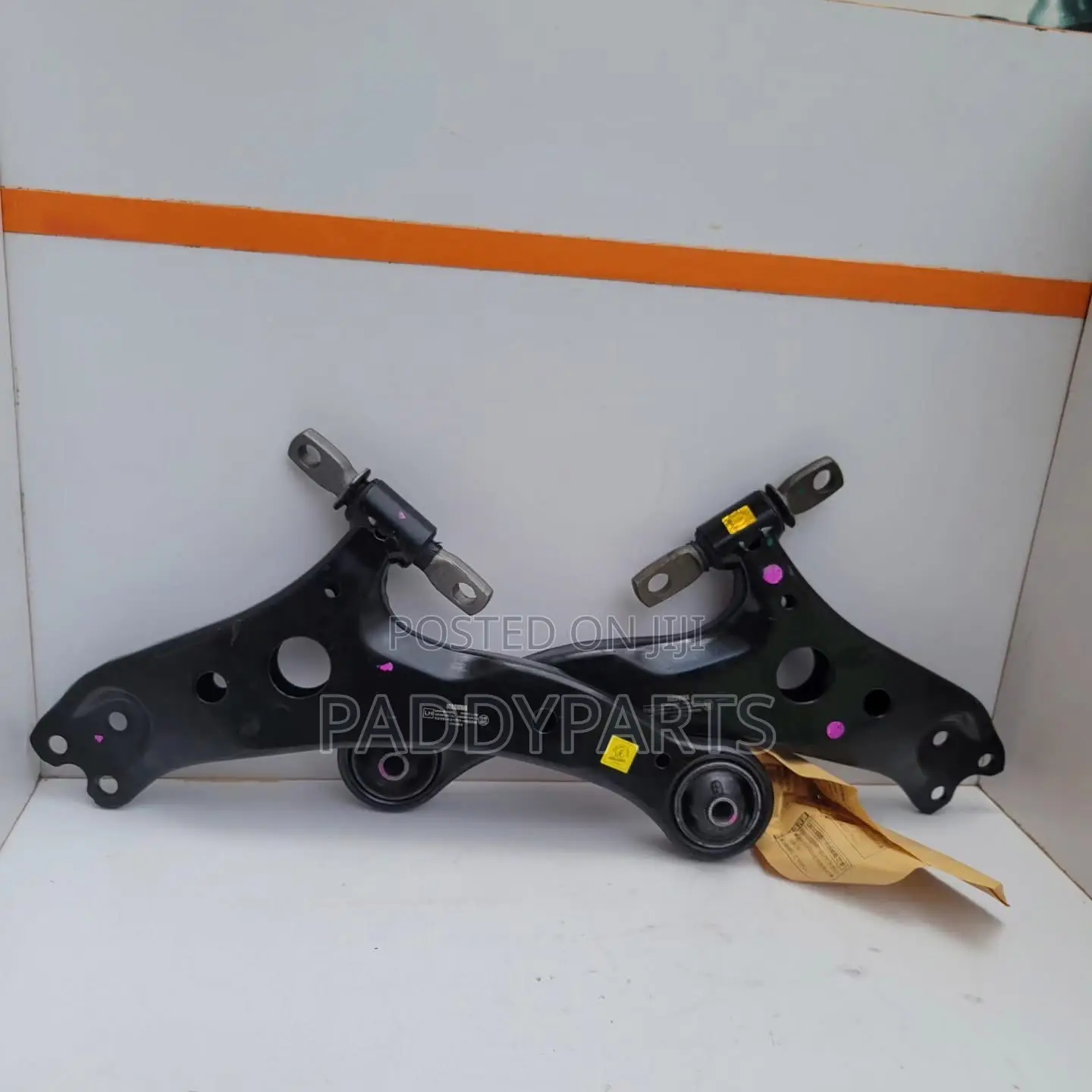 Lexus RX330/RX350 Lower Control Arm
