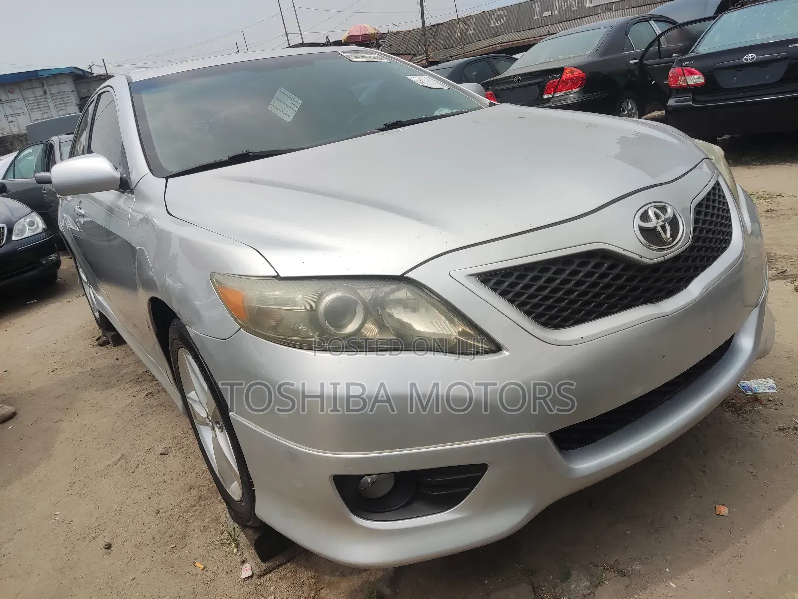 Toyota Camry 2011 Silver