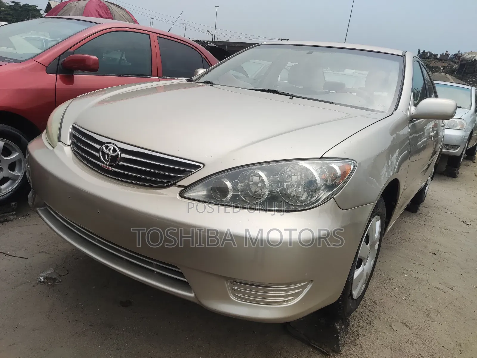 Toyota Camry 2005 Gold