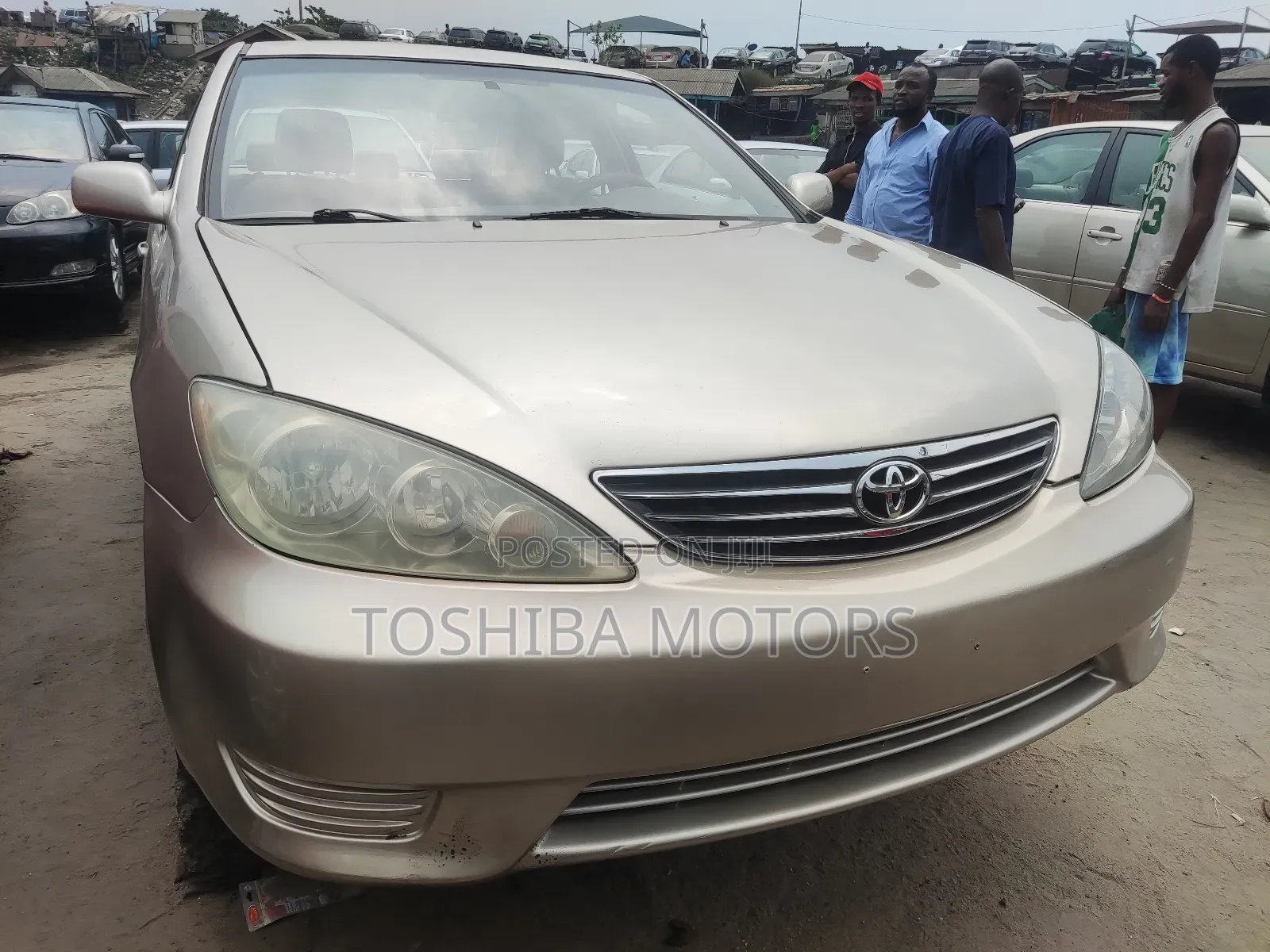 Toyota Camry 2005 Gold