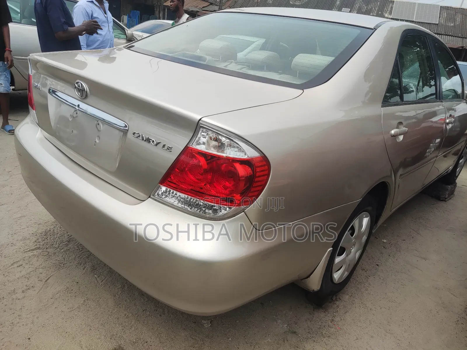 Toyota Camry 2005 Gold
