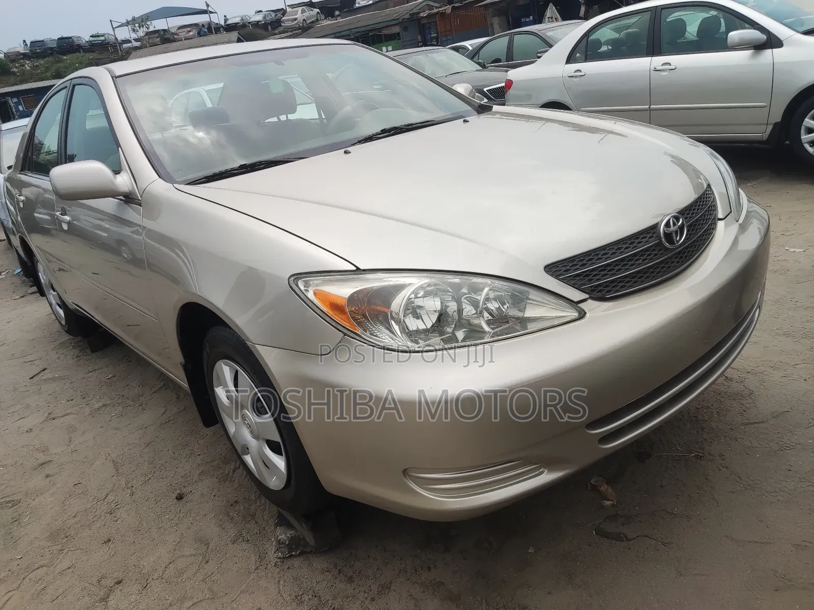 Toyota Camry 2005 Gold