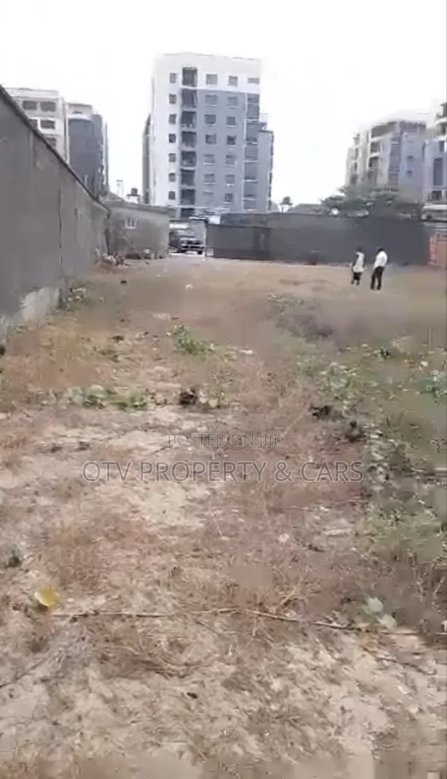 Gated Prime Land at ONIRU for Sale