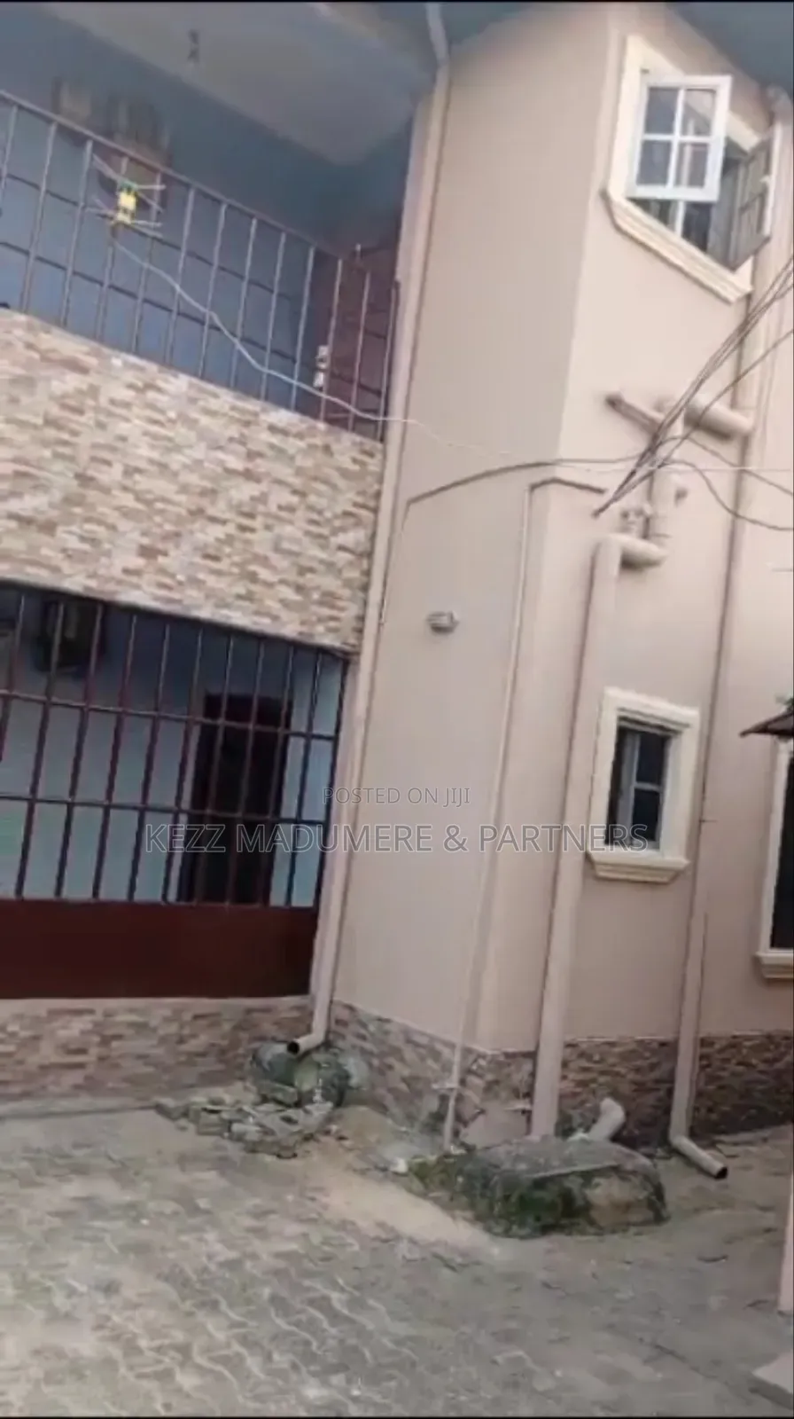 8bdrm Block of Flats in Farm Road , Eliozu , for sale