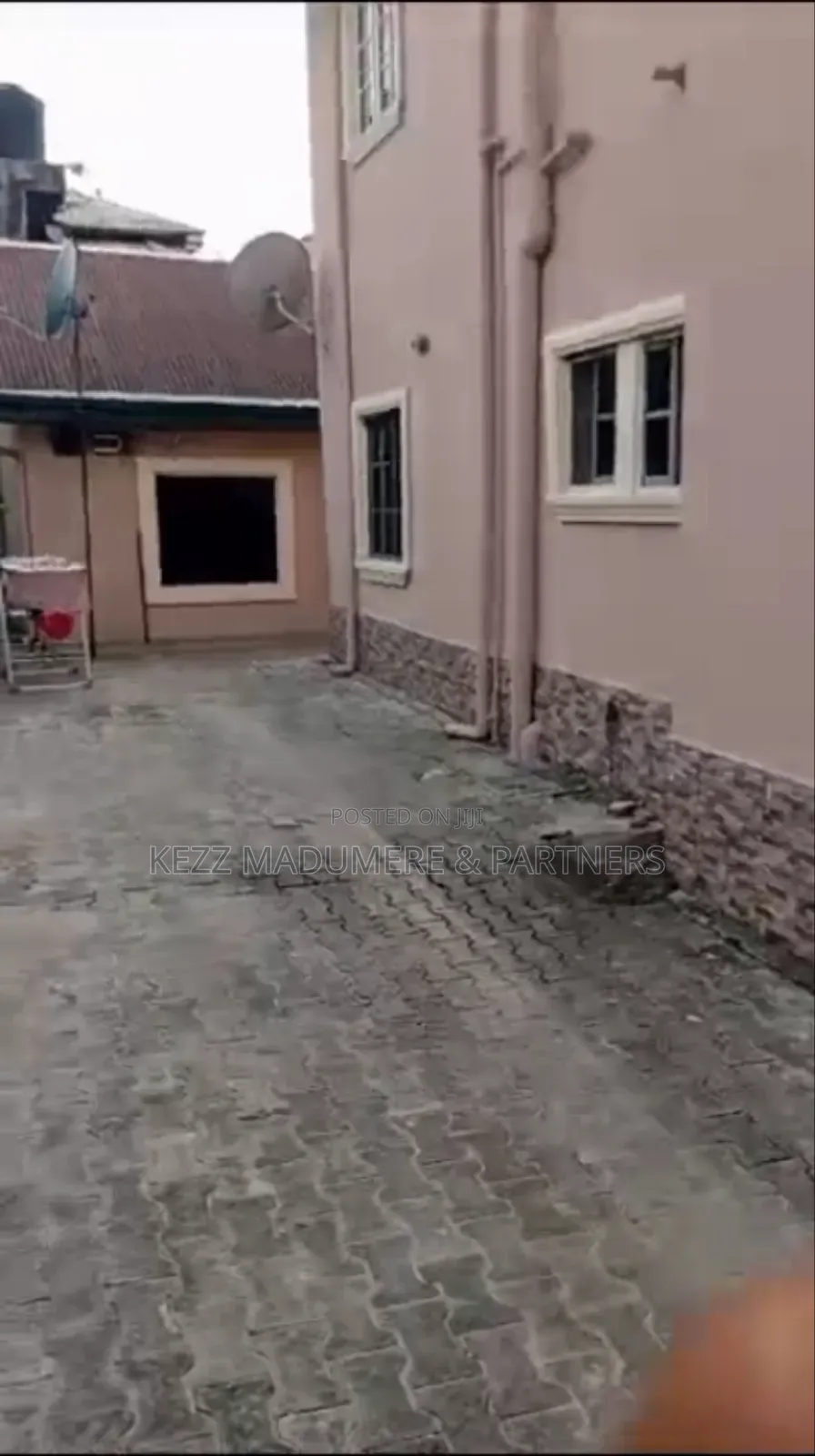 8bdrm Block of Flats in Farm Road , Eliozu , for sale