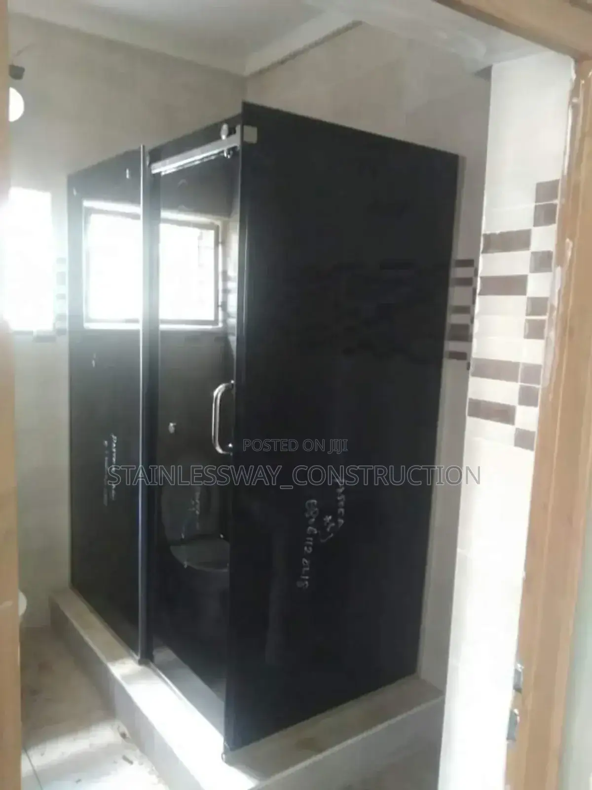 Back Shower Glass