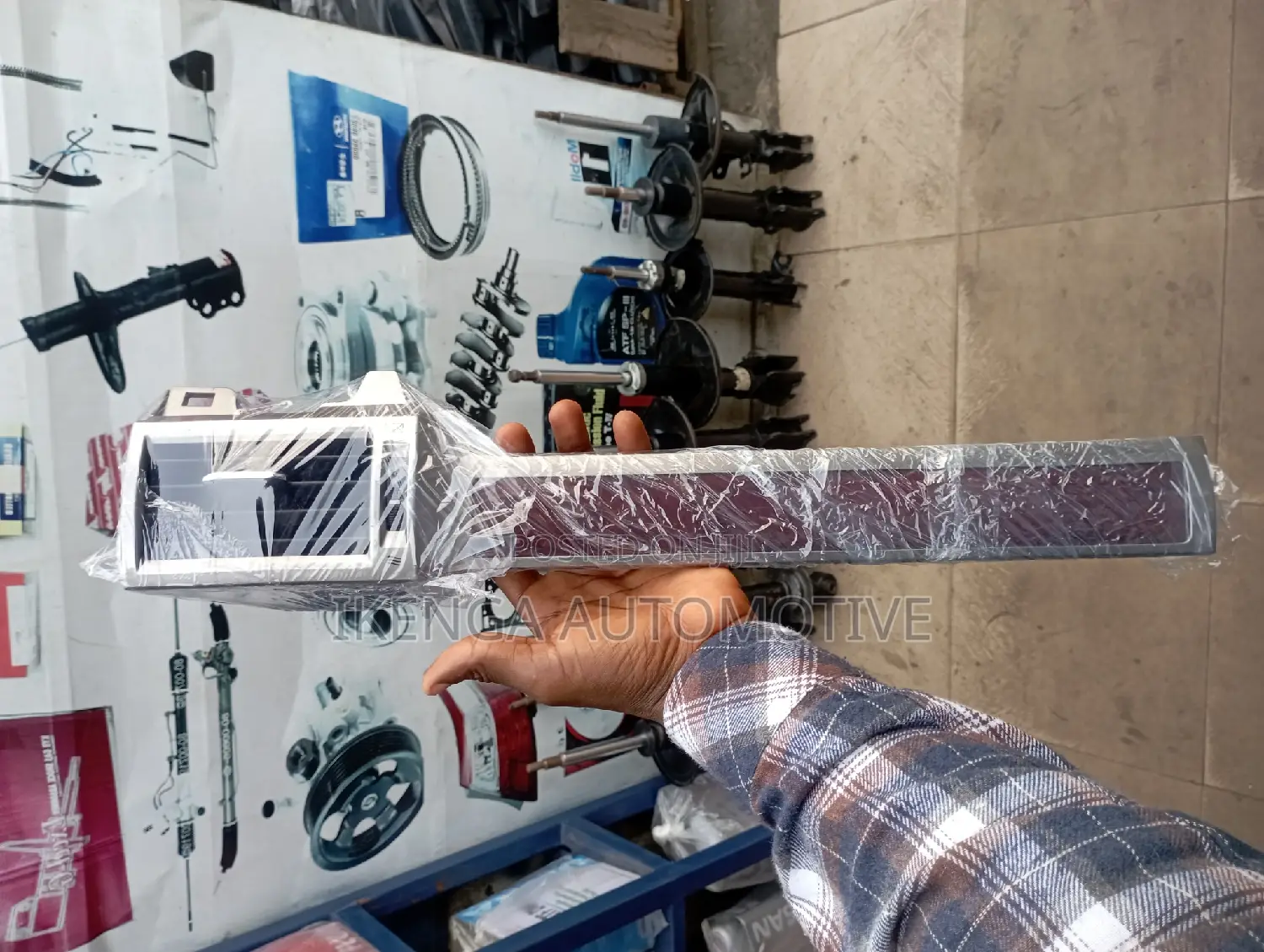 Dashboard Formica Crome GX460