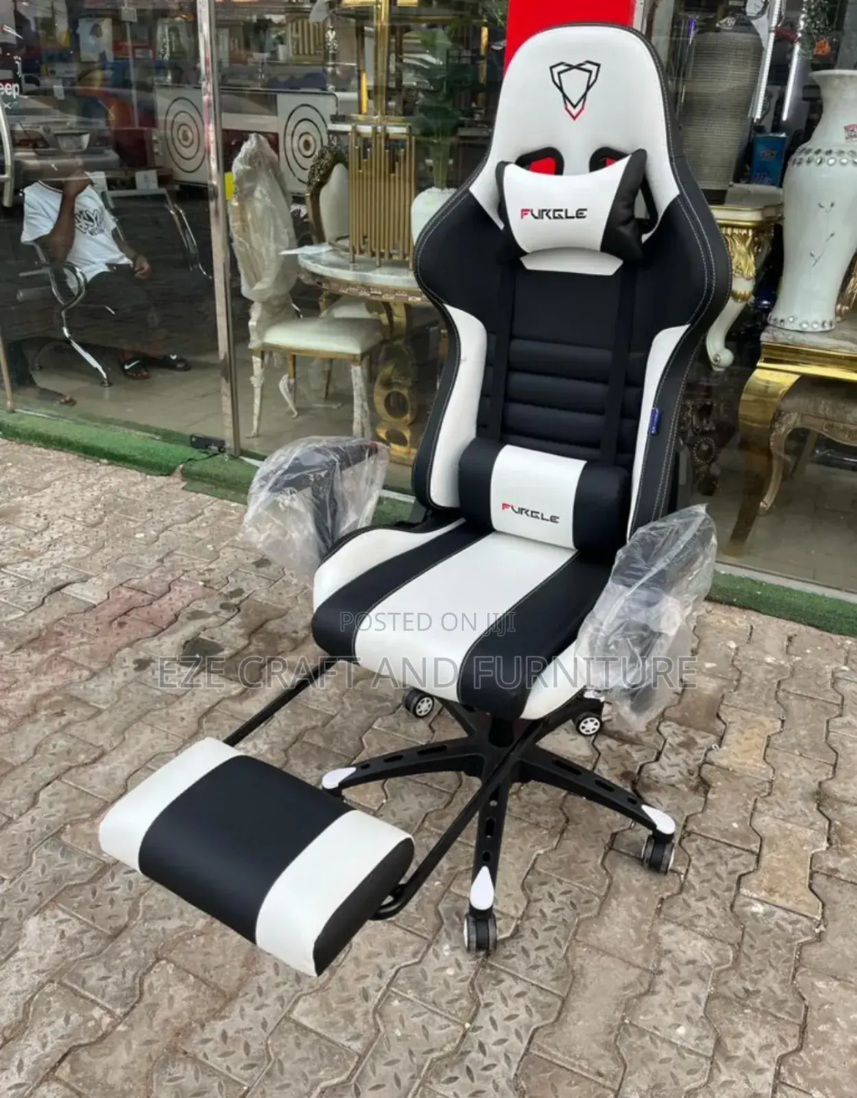 Black and White Game Chair
