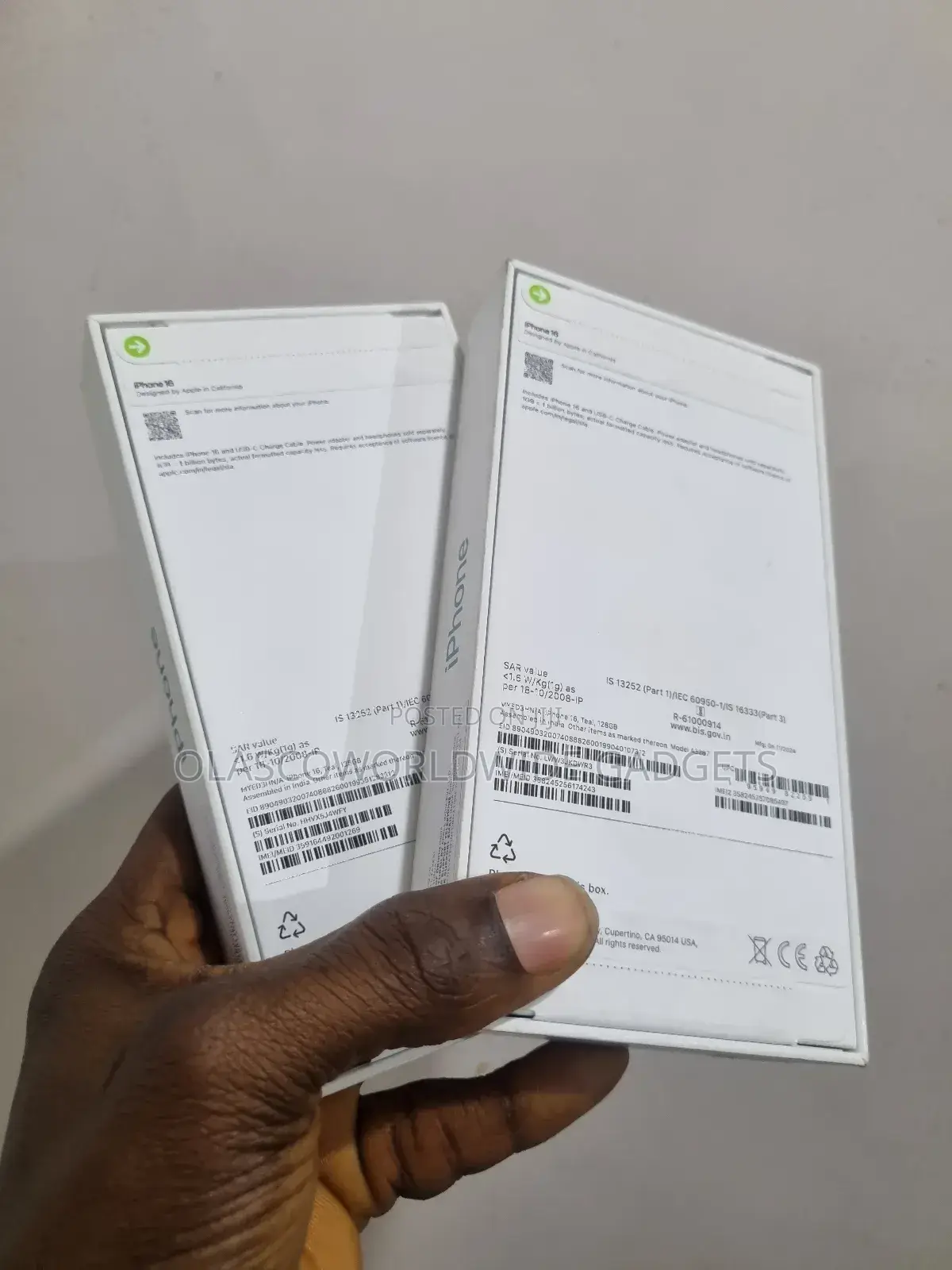 New Apple iPhone 16 256 GB Green
