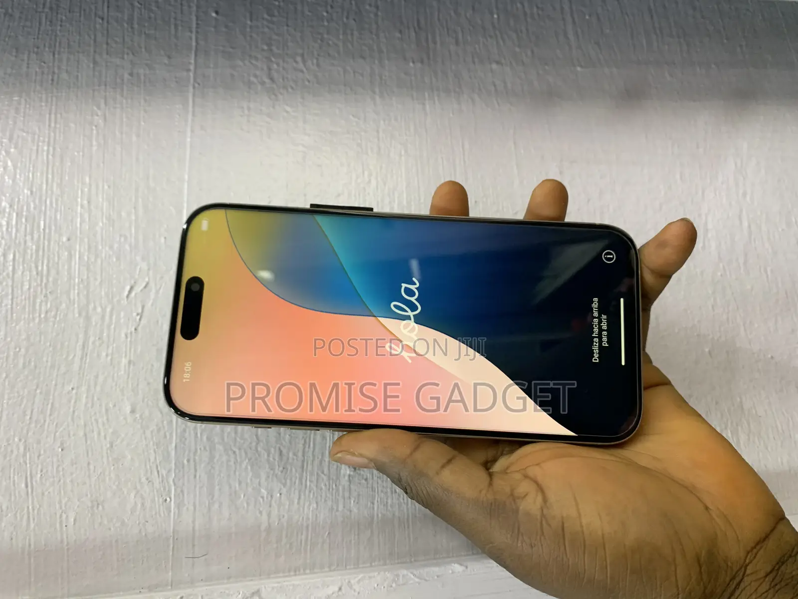 Apple iPhone 16 Pro Max 1 TB Gray