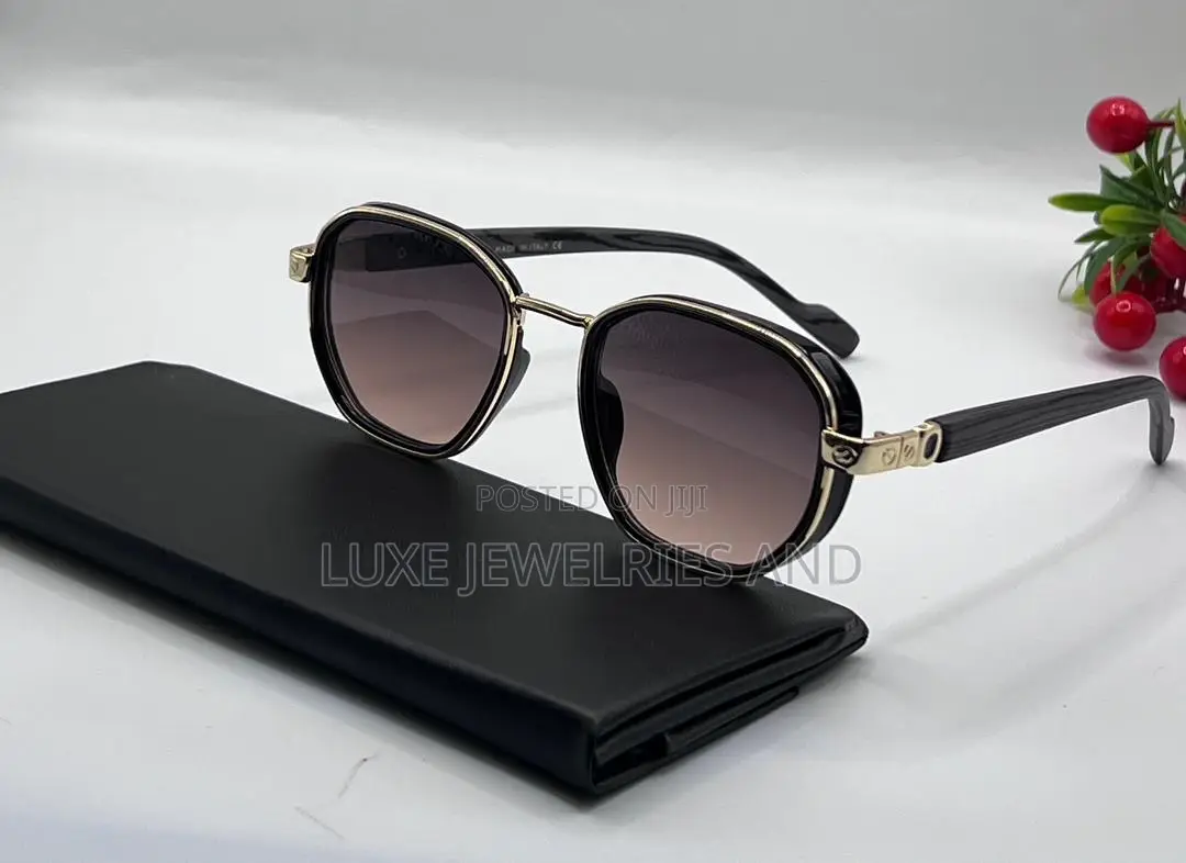 Cartier Round Frame Unisex Sunglasses
