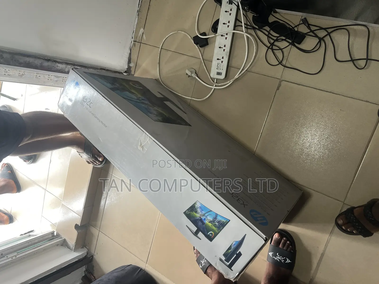 HP 32 Inches Curve Gaming Monitor