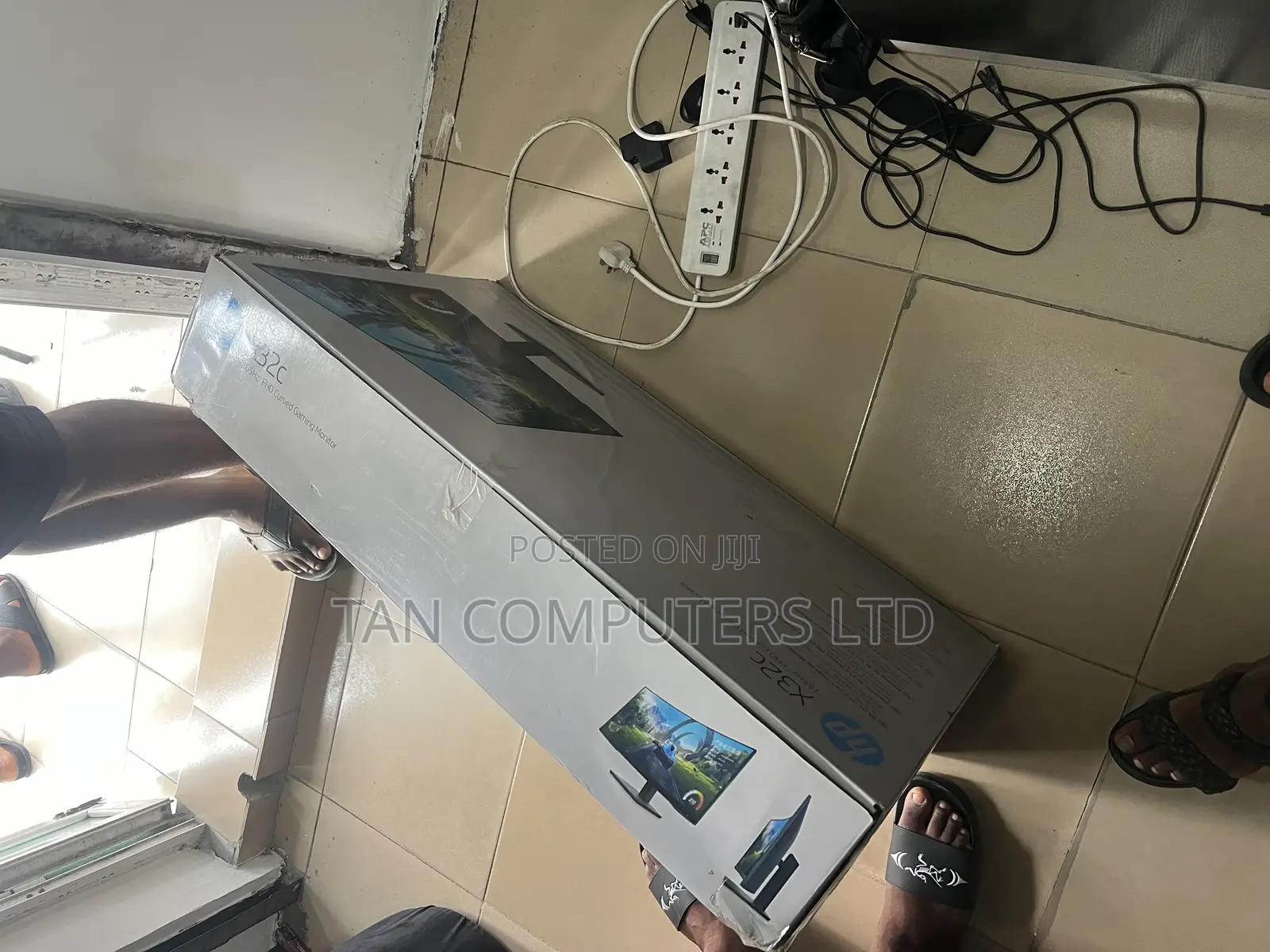 HP 32 Inches Curve Gaming Monitor
