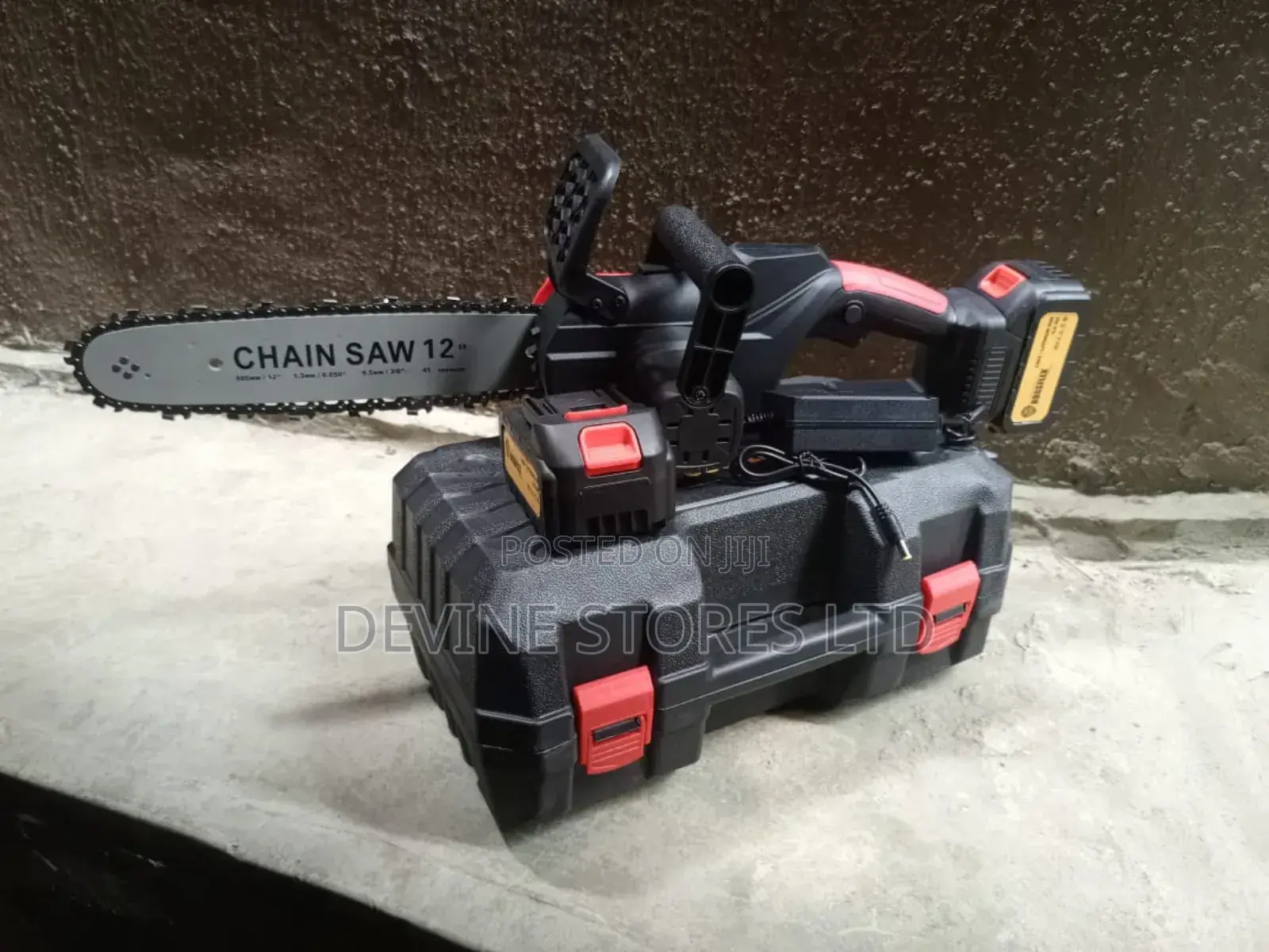 12" Cordless Chainsaw Machine