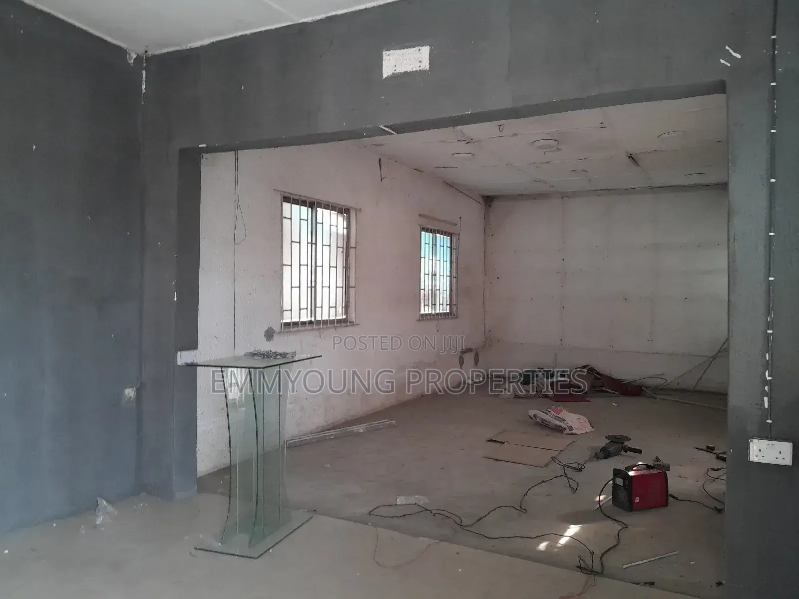 Office Space, Lounge and Restaurant
