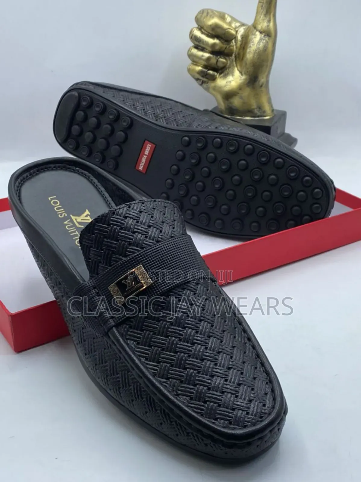 Quality White Half Shoe Available for Men