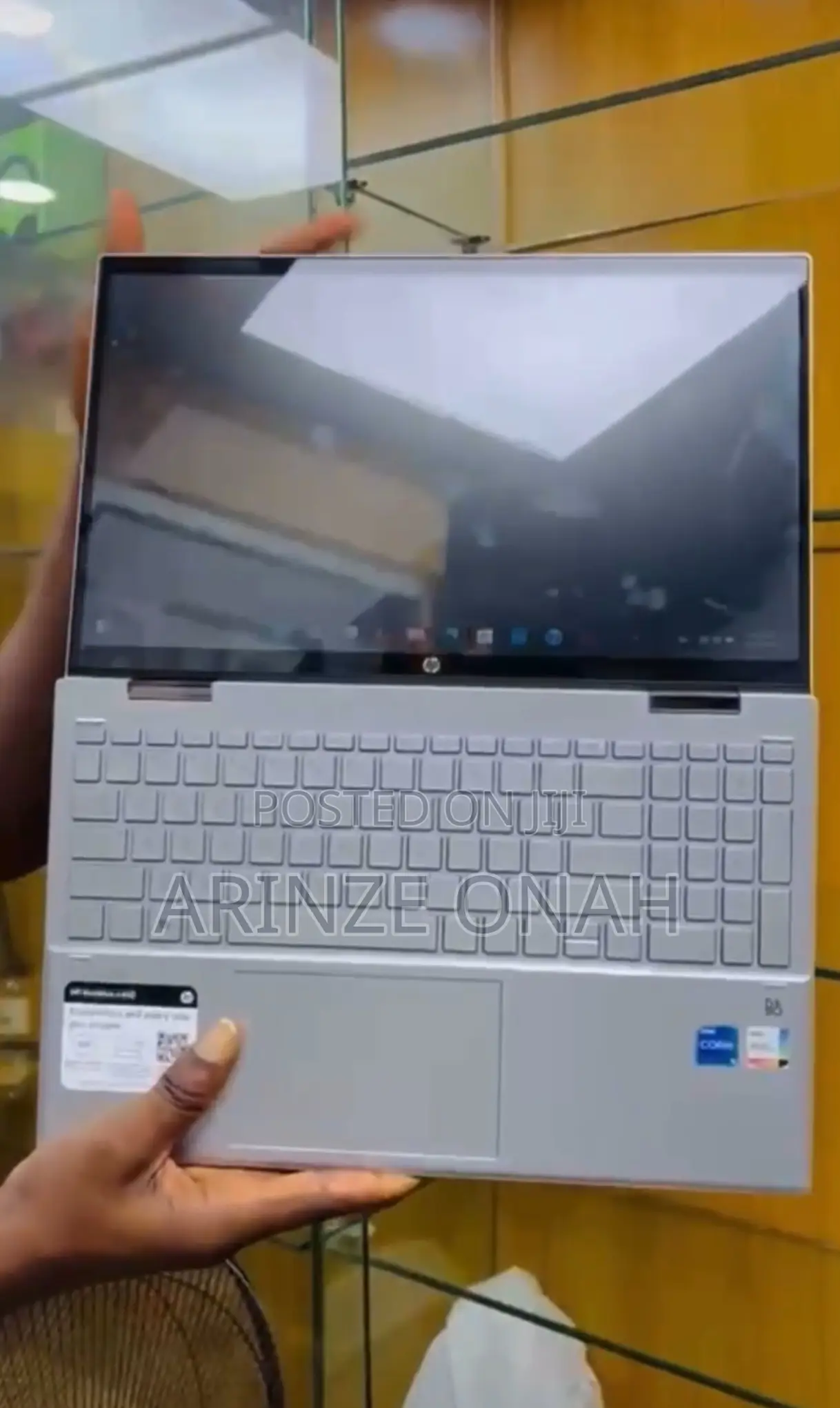 Laptop HP Pavilion X360 8GB Intel Core I5 SSD 256GB