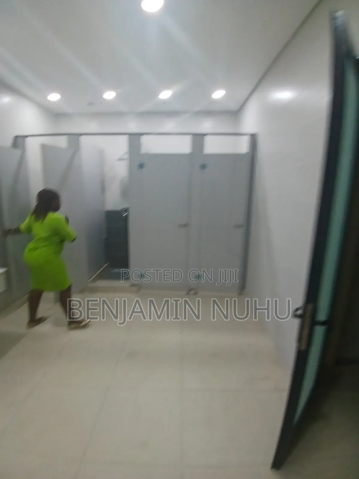 Over 100sqm Available for Office Space for Rent in Lekki 1