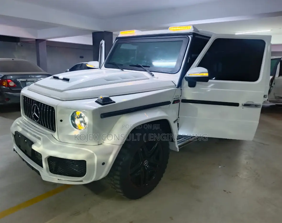 Mercedes-Benz G-Class 2011 White