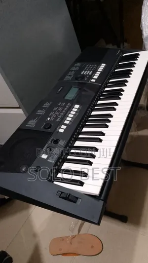 Yamaha Keyboard PSR 423